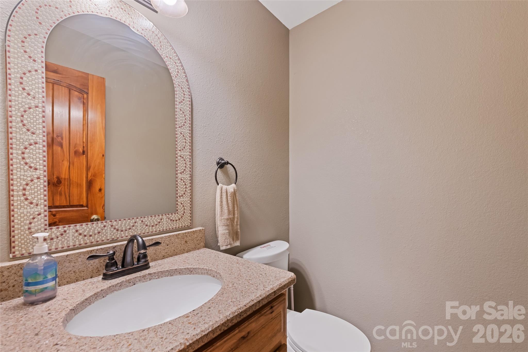 main property photo 16