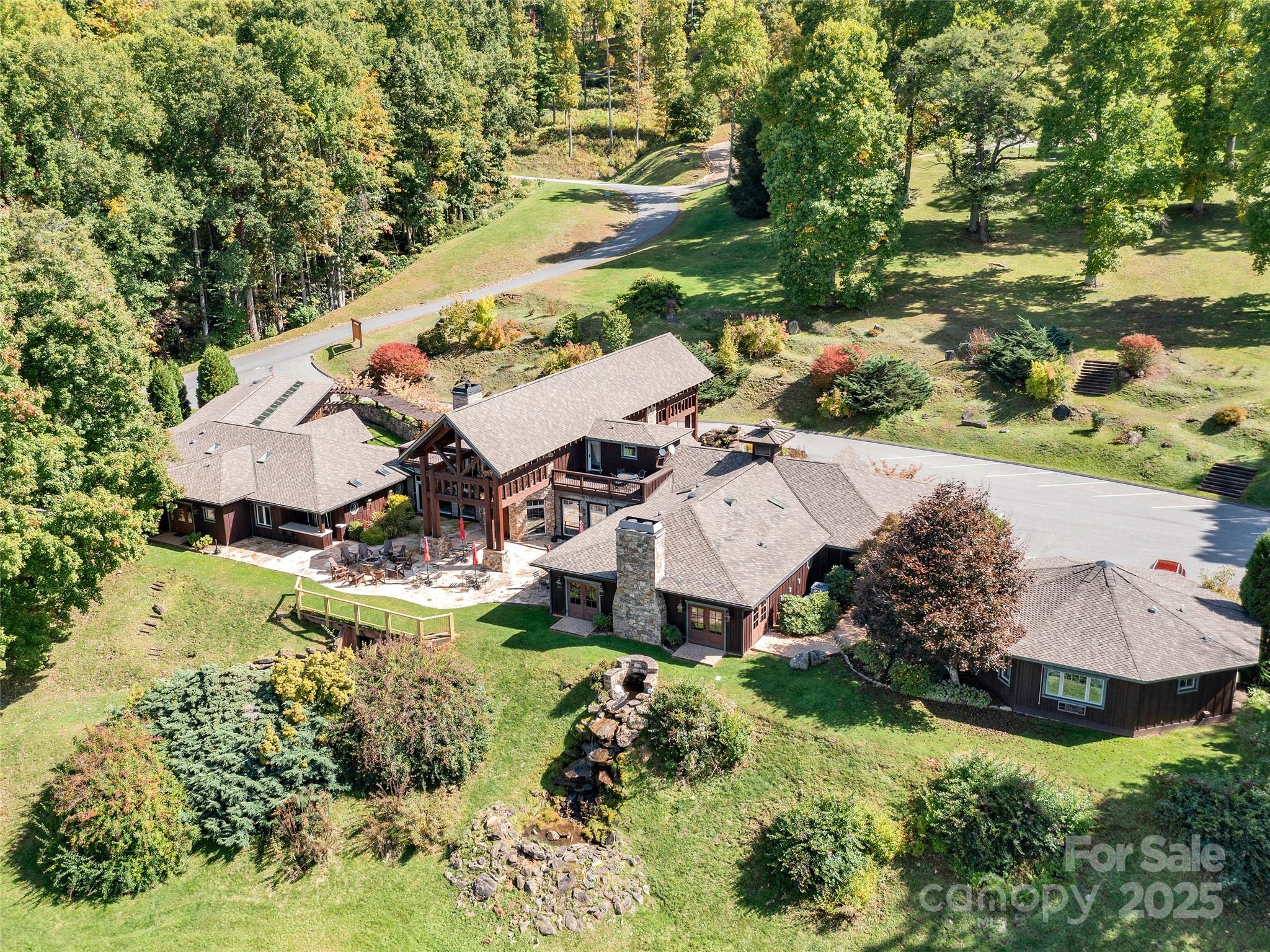 main property photo 17