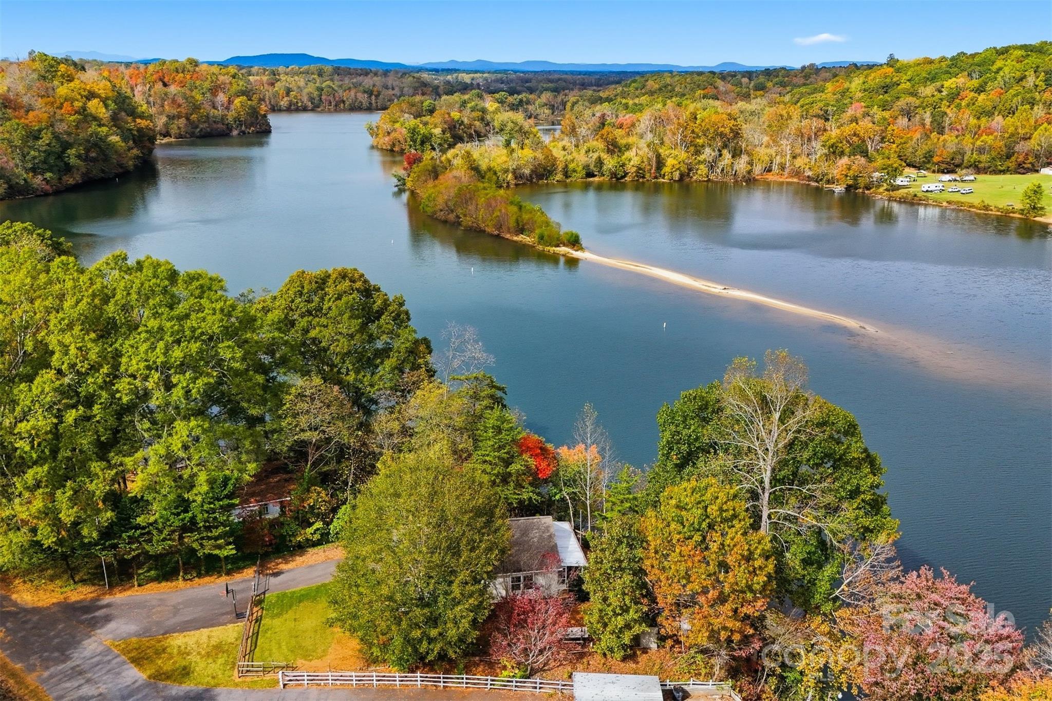 main property photo 33