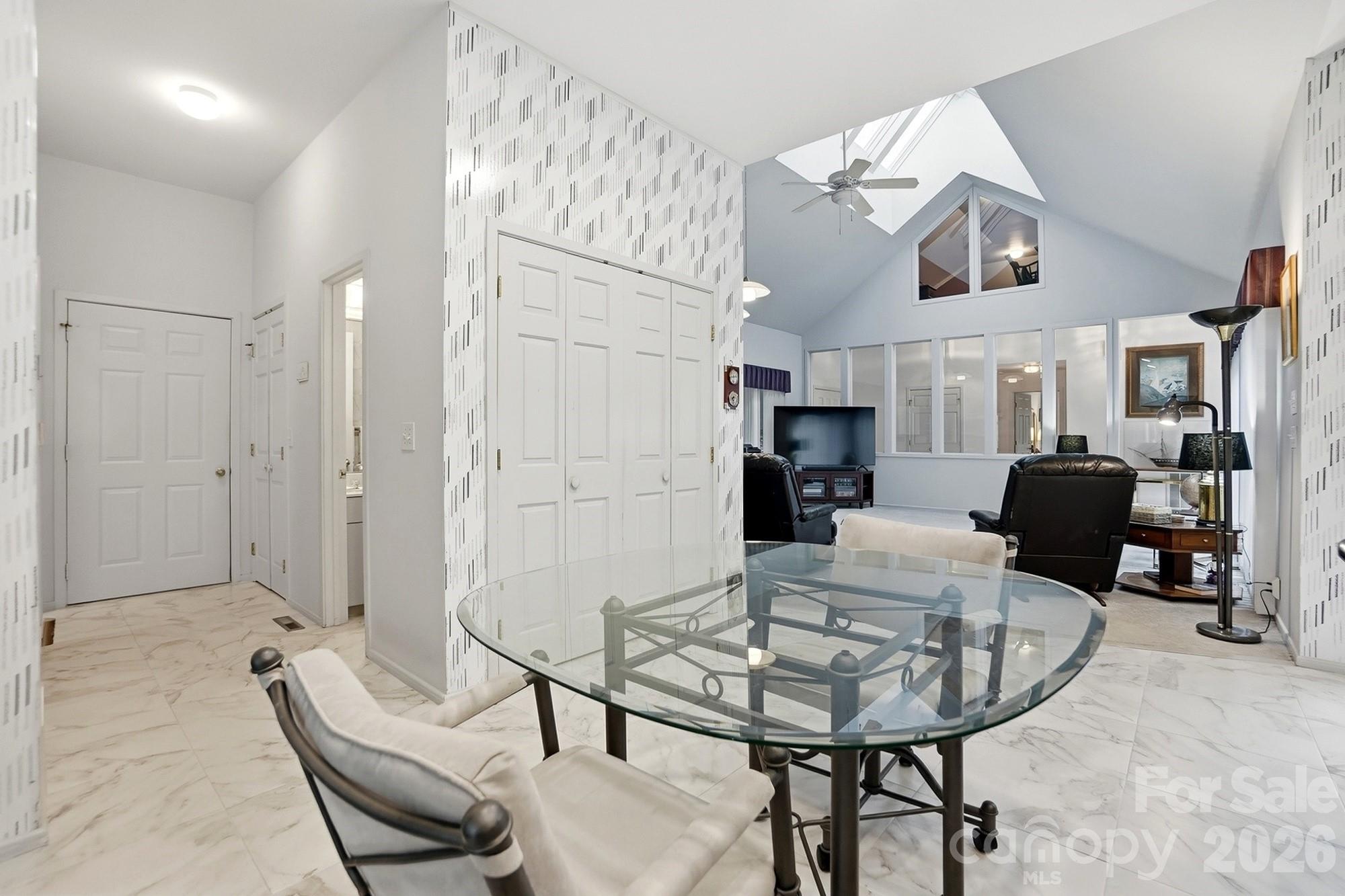 property viewer photo 10