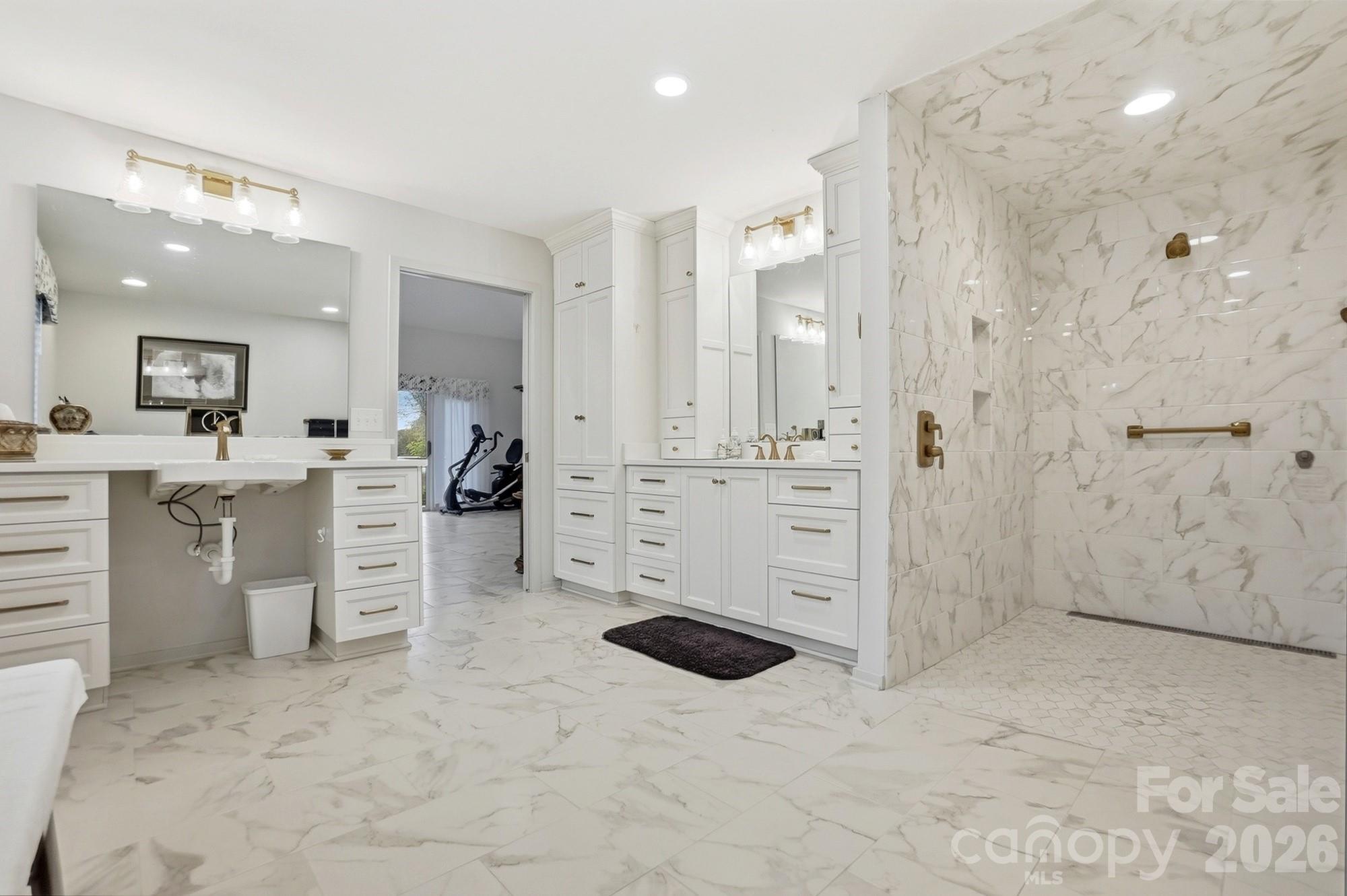 property viewer photo 21