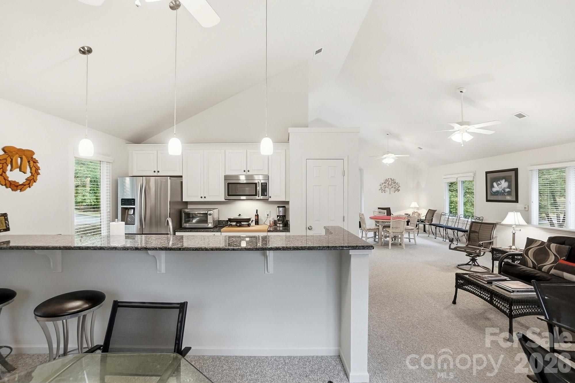 property viewer photo 31
