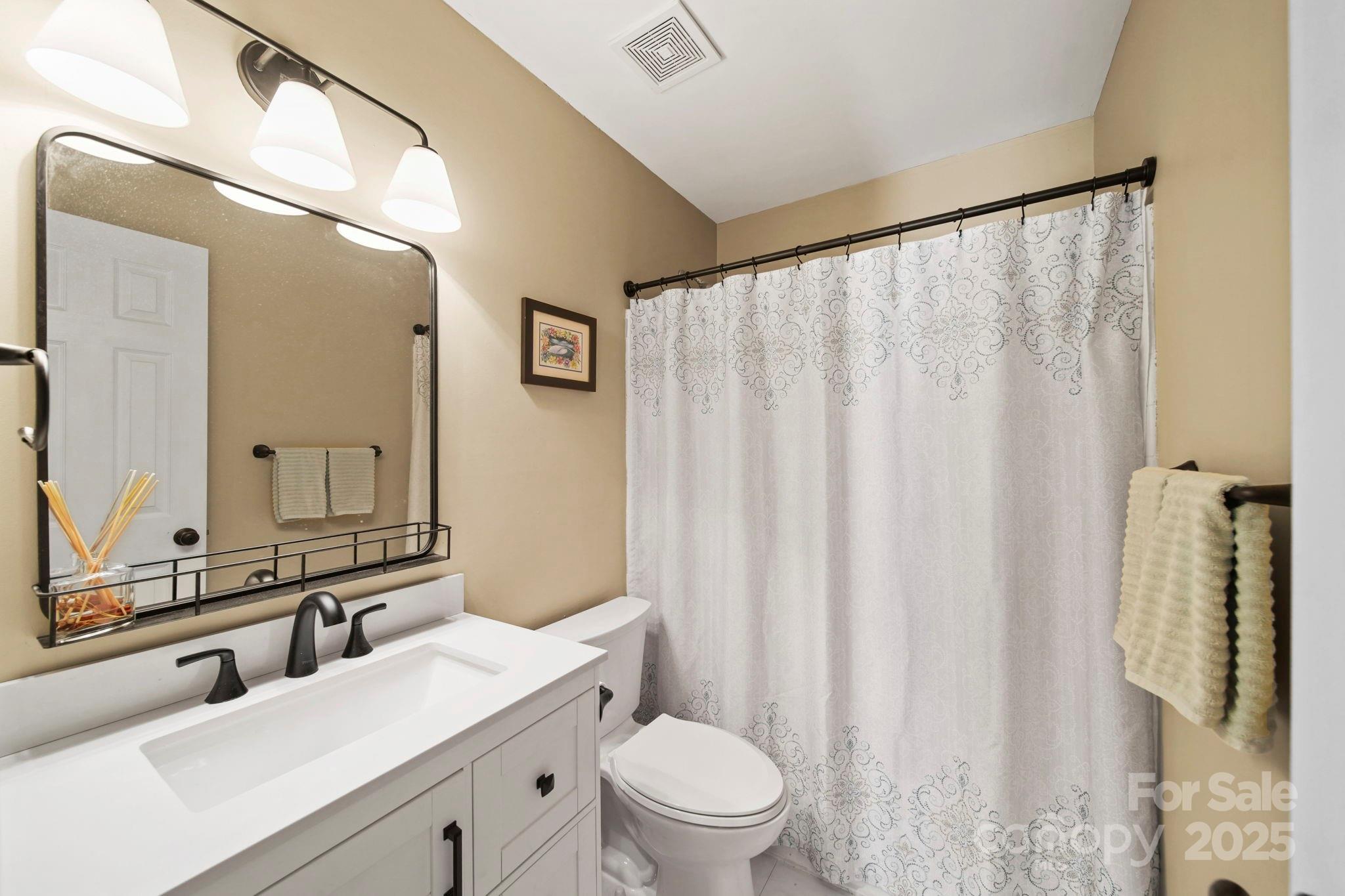 property viewer photo 13