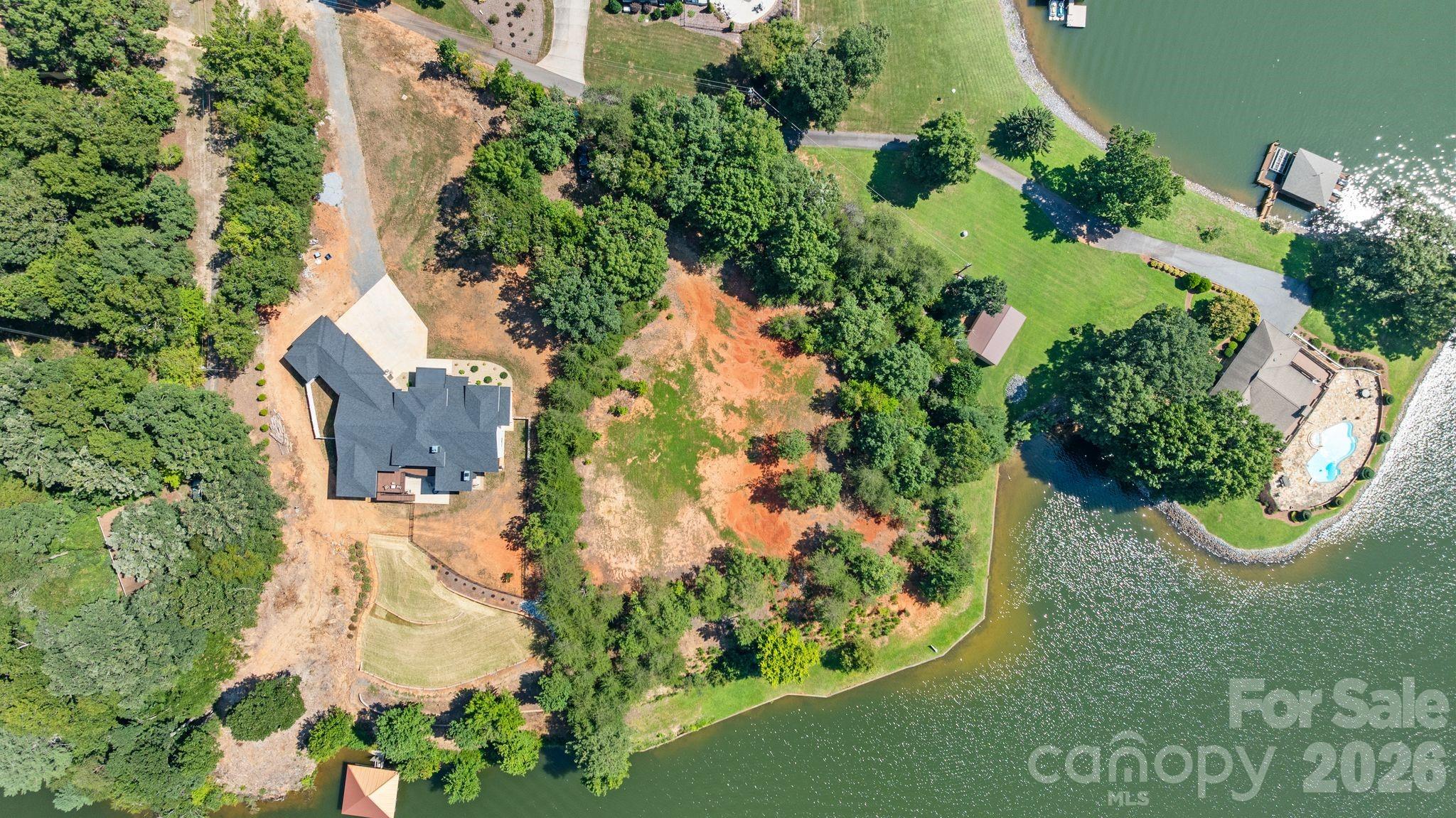 main property photo 20