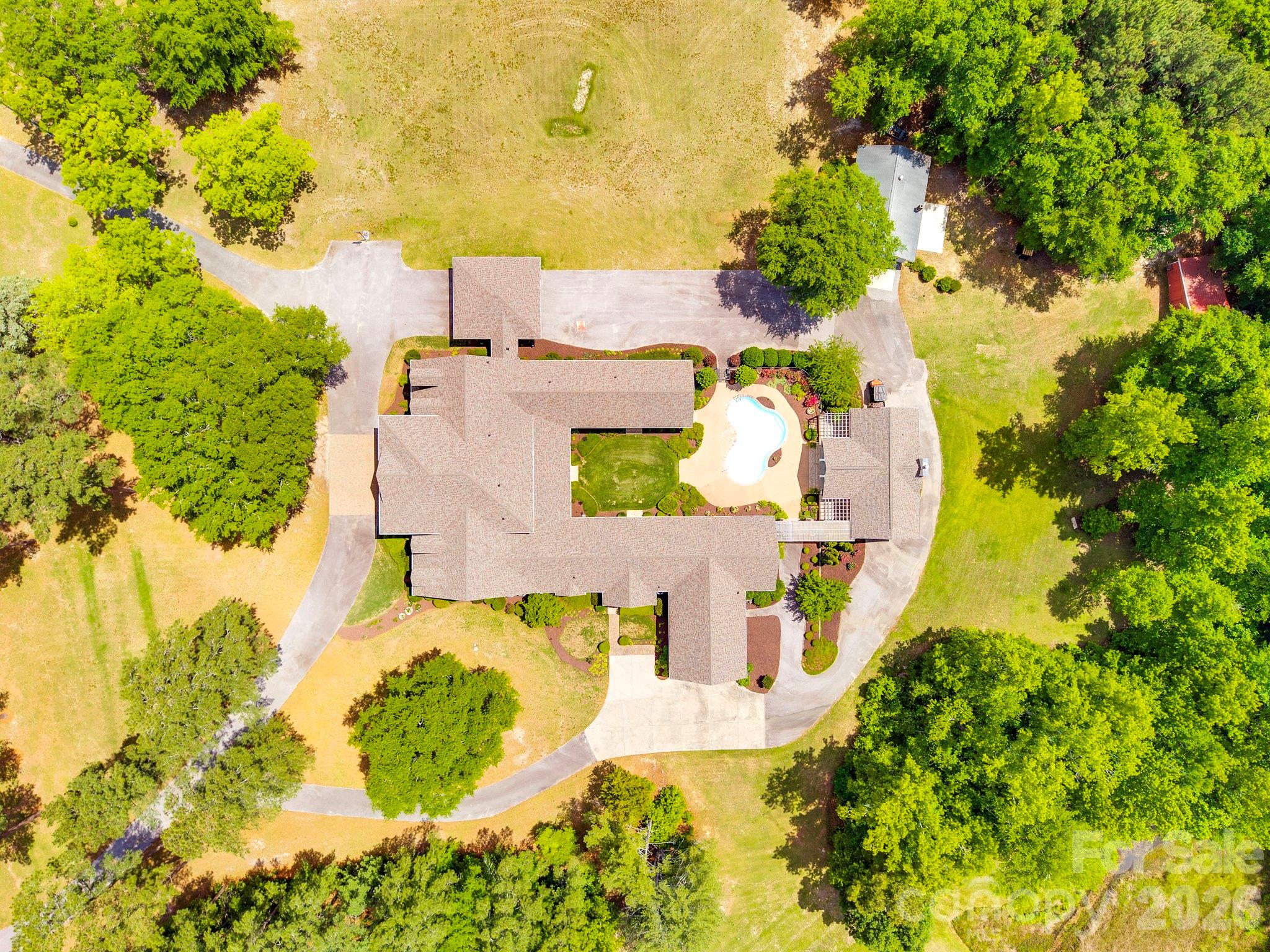 main property photo 42