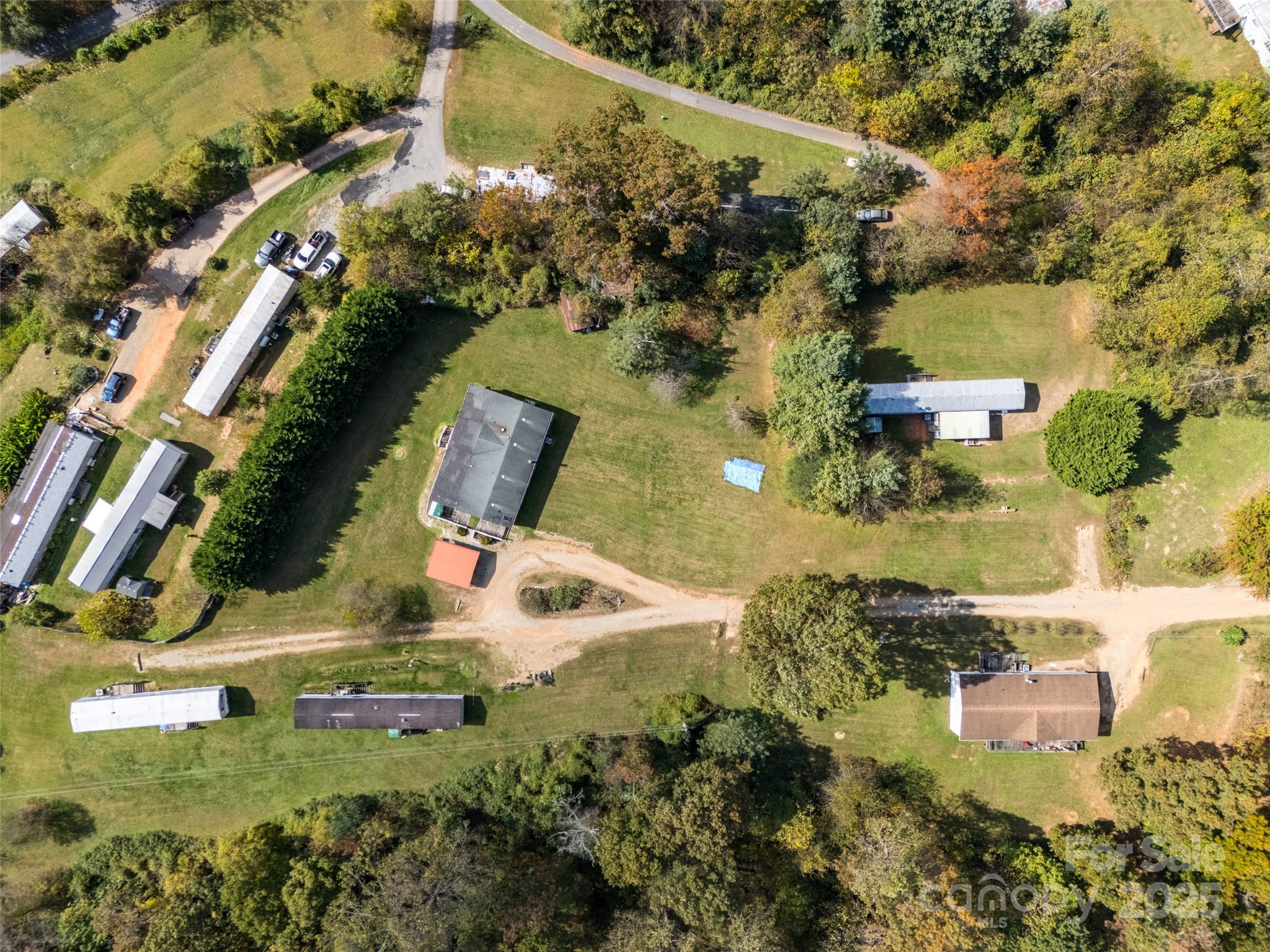 main property photo 11