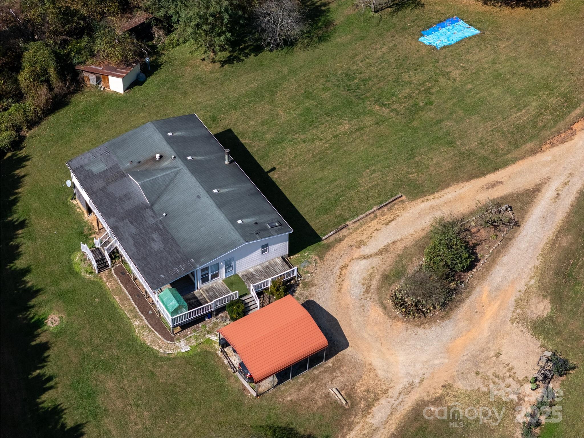 main property photo 26
