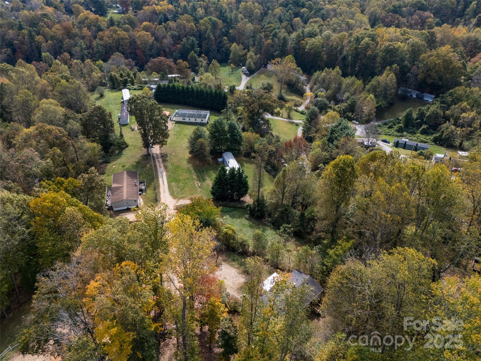 main property photo 30