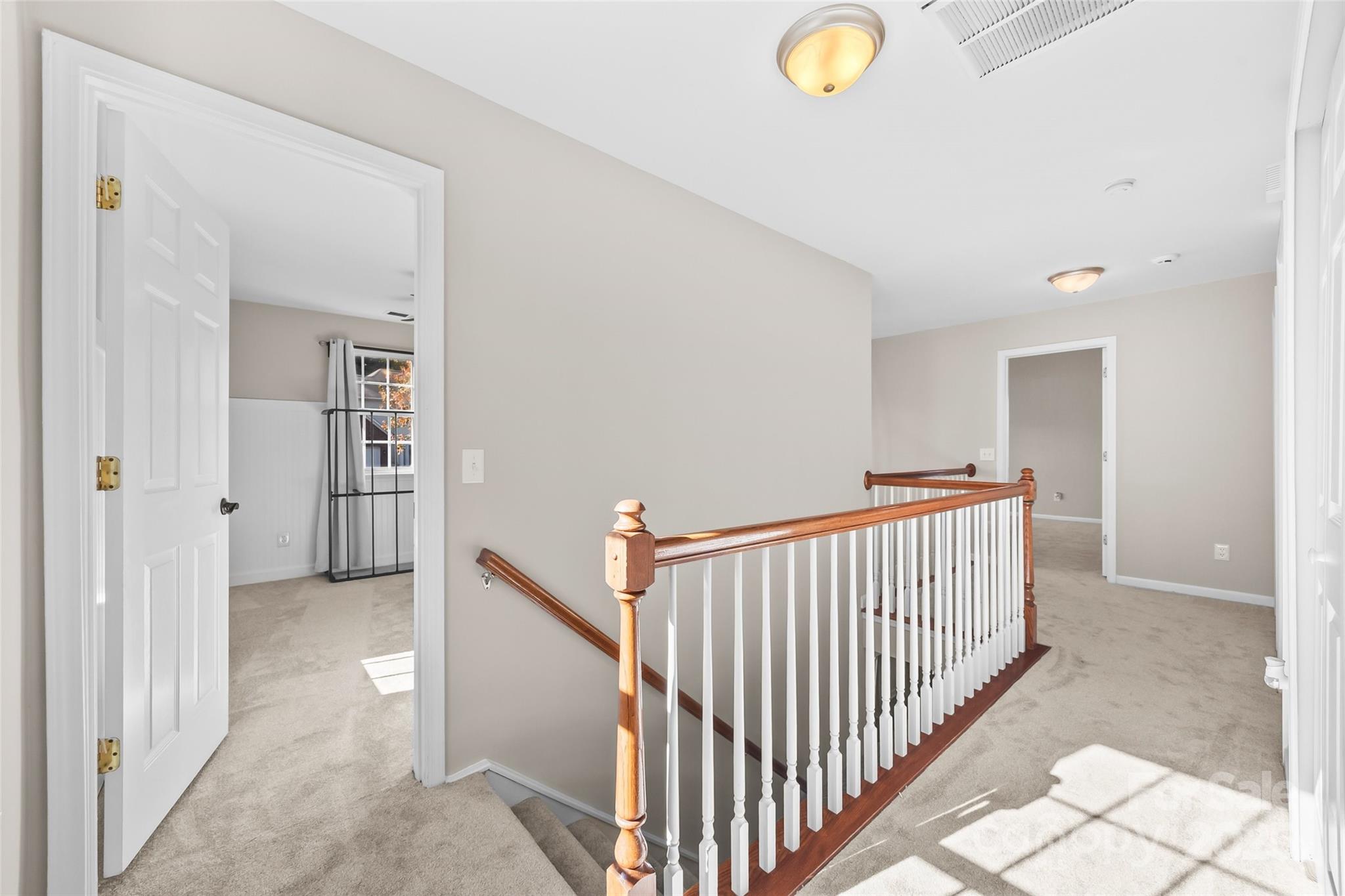 property viewer photo 18