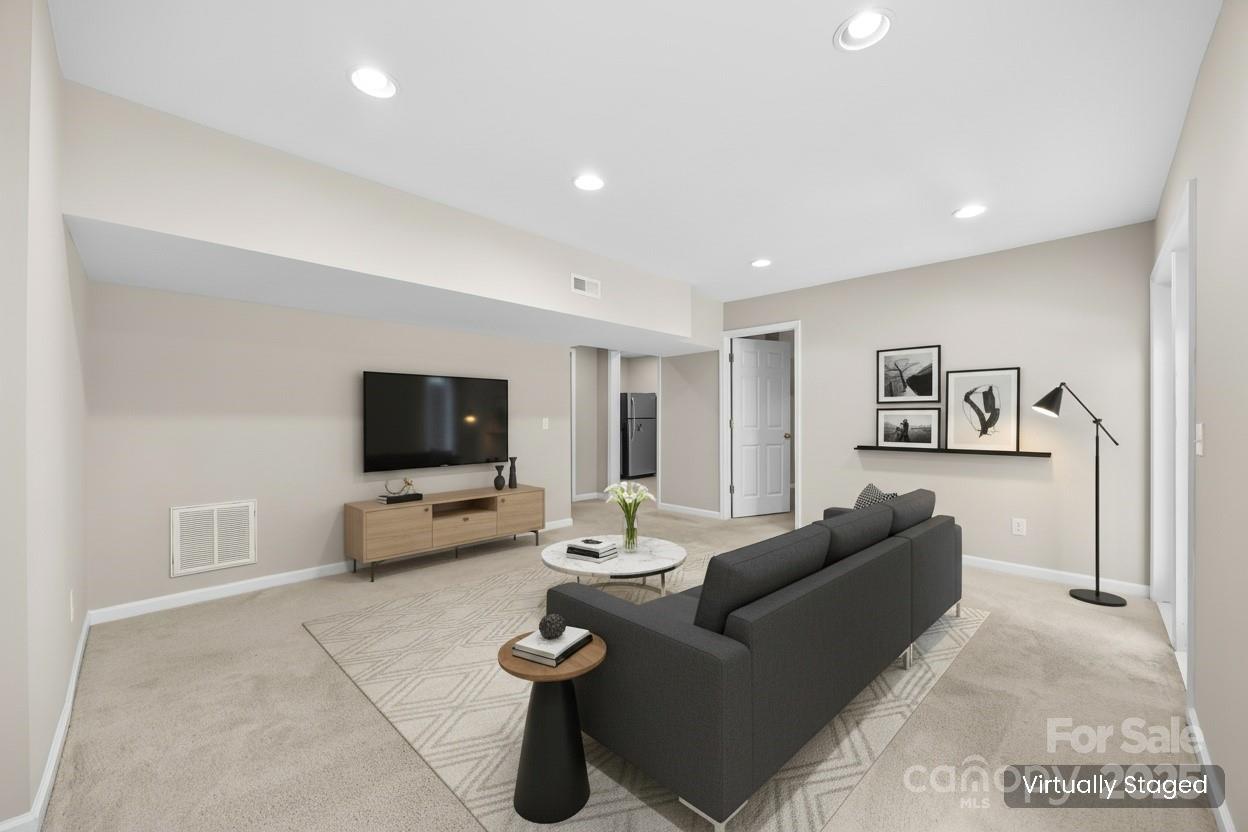 property viewer photo 34