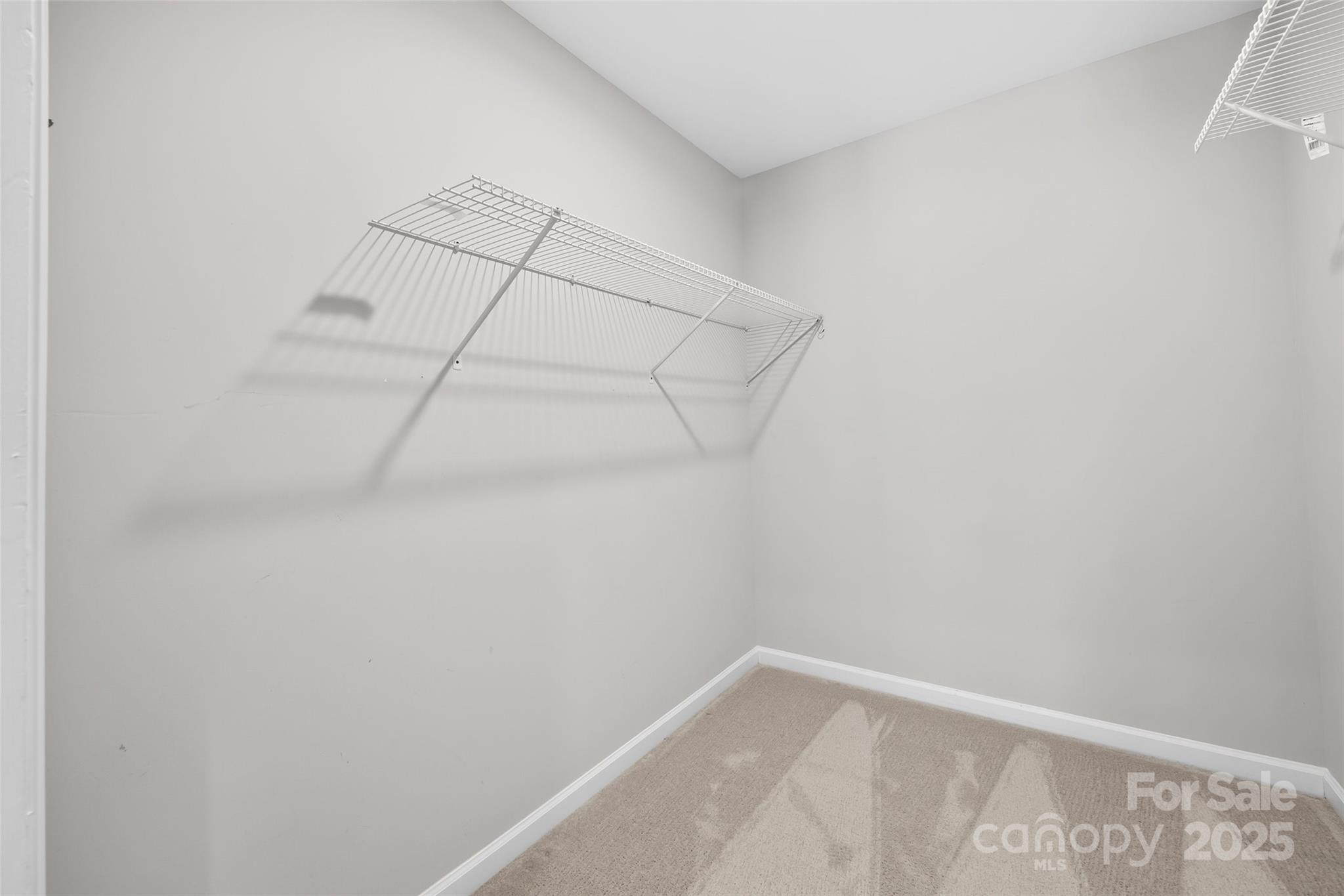 property viewer photo 39