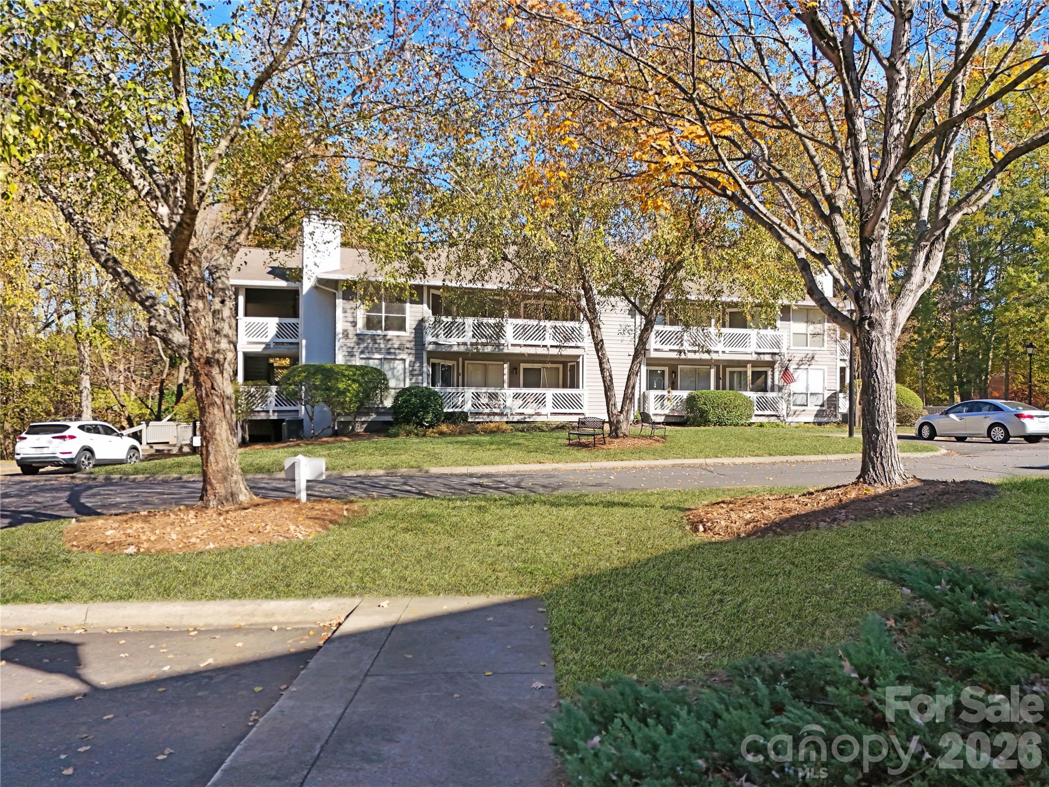 property viewer photo 1