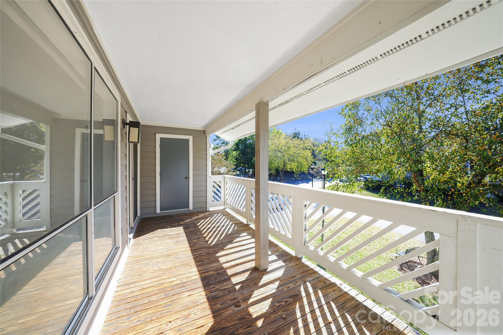 property viewer photo 11