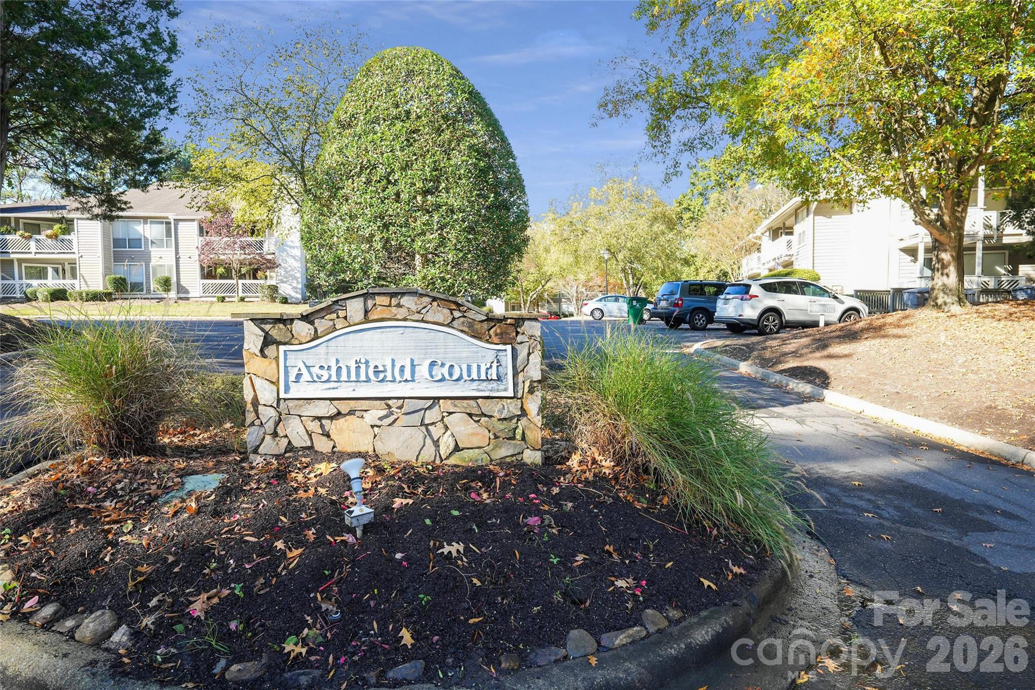 property viewer photo 26