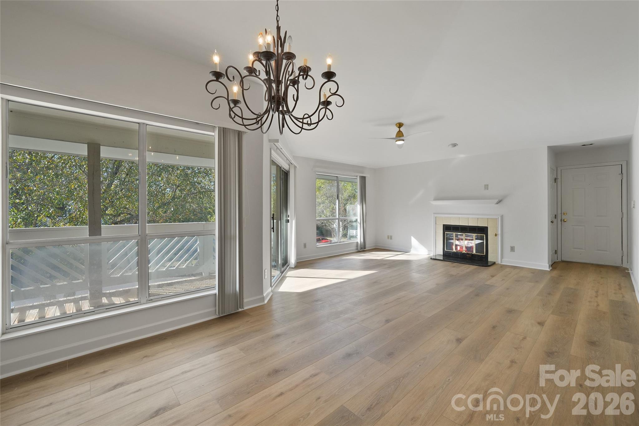property viewer photo 9