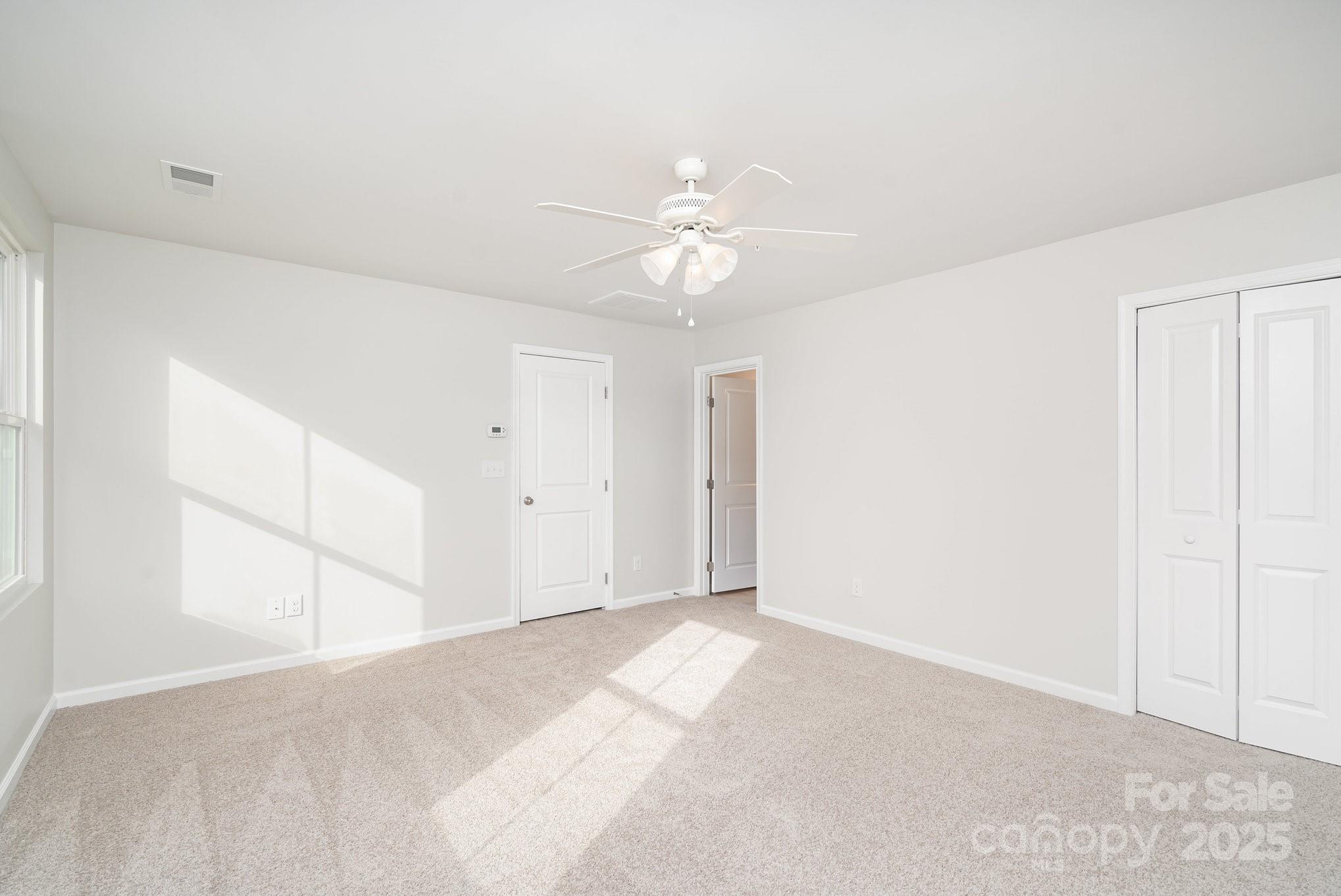 property viewer photo 20
