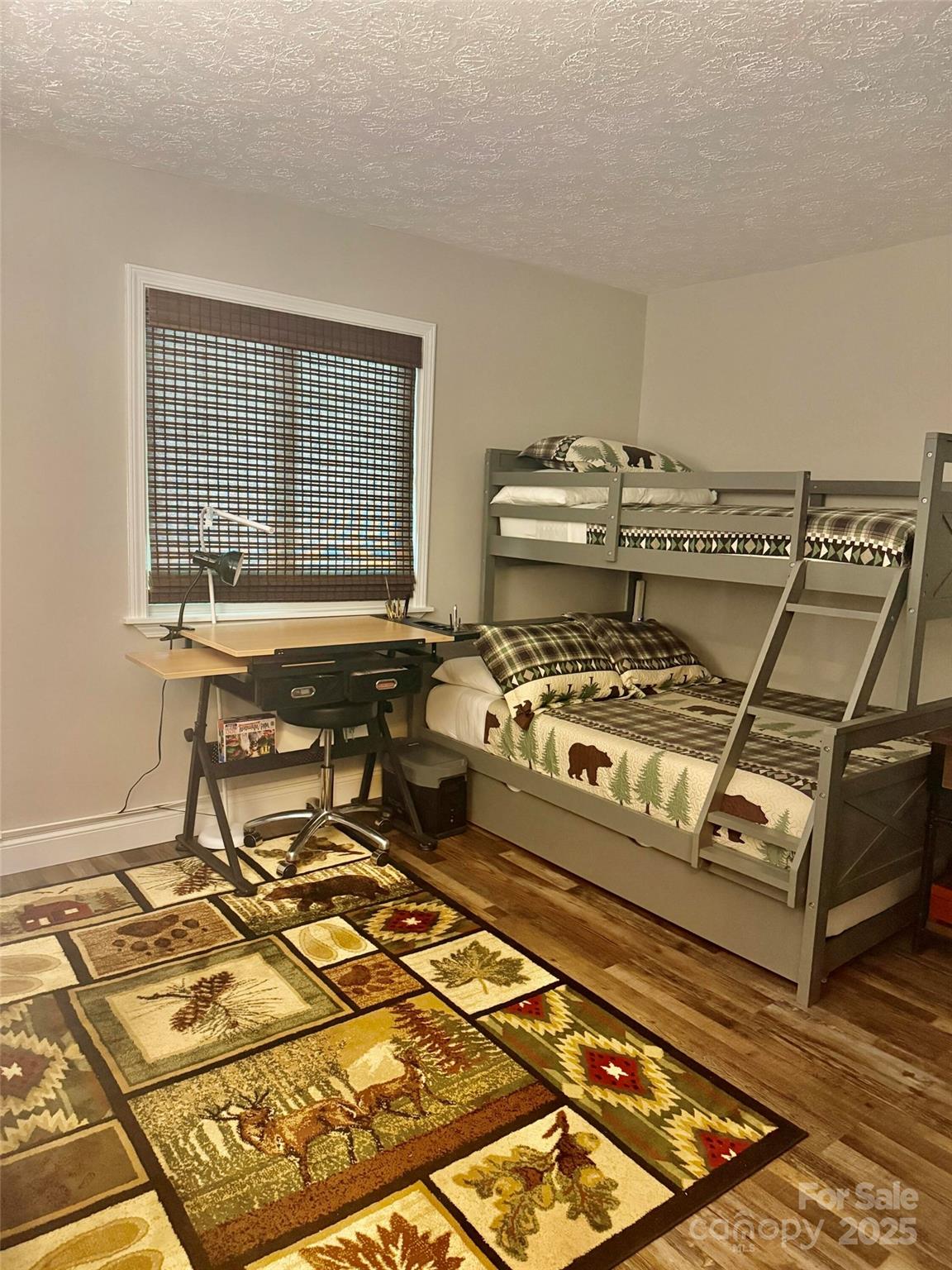 main property photo 11