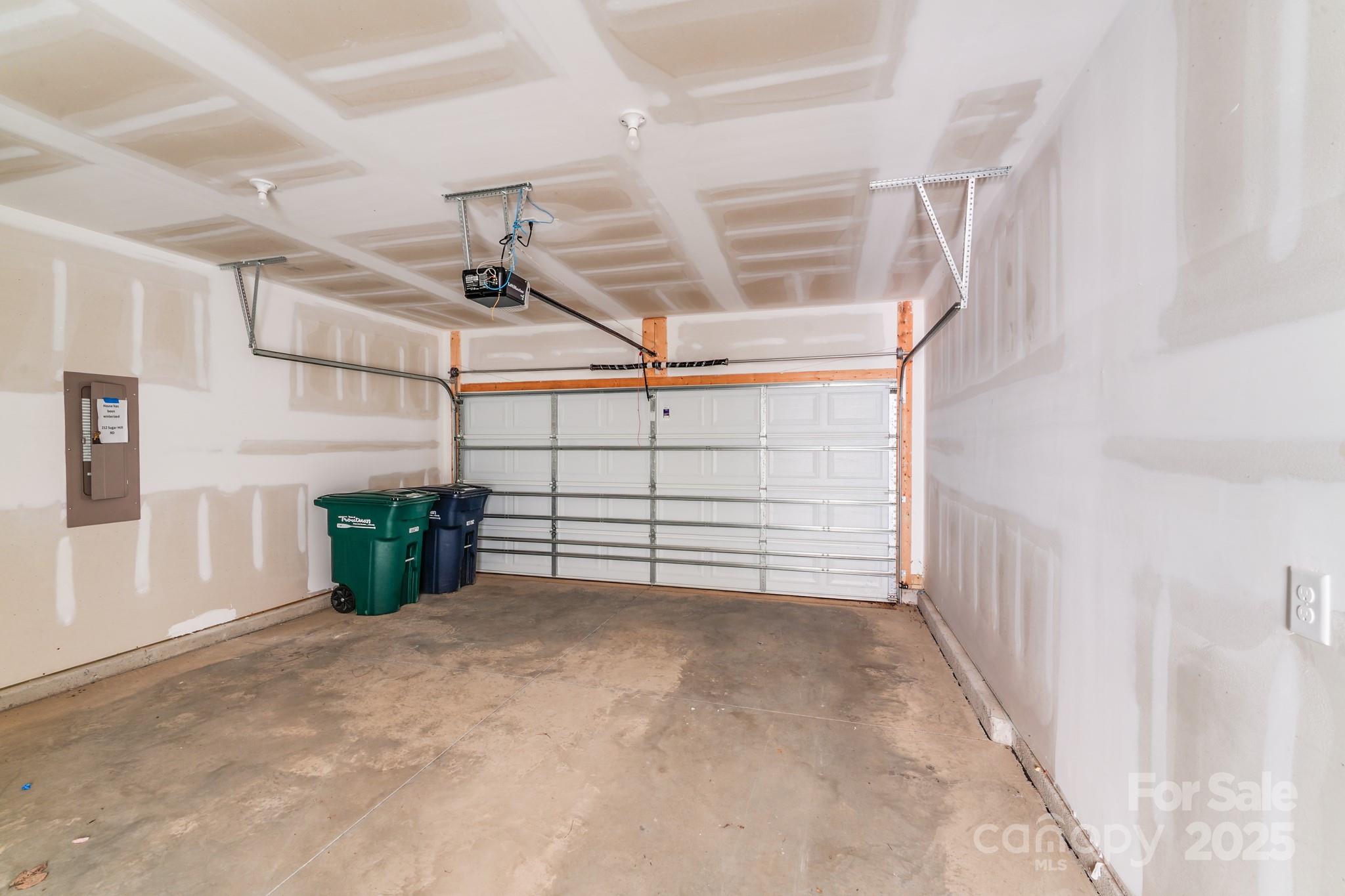 property viewer photo 43