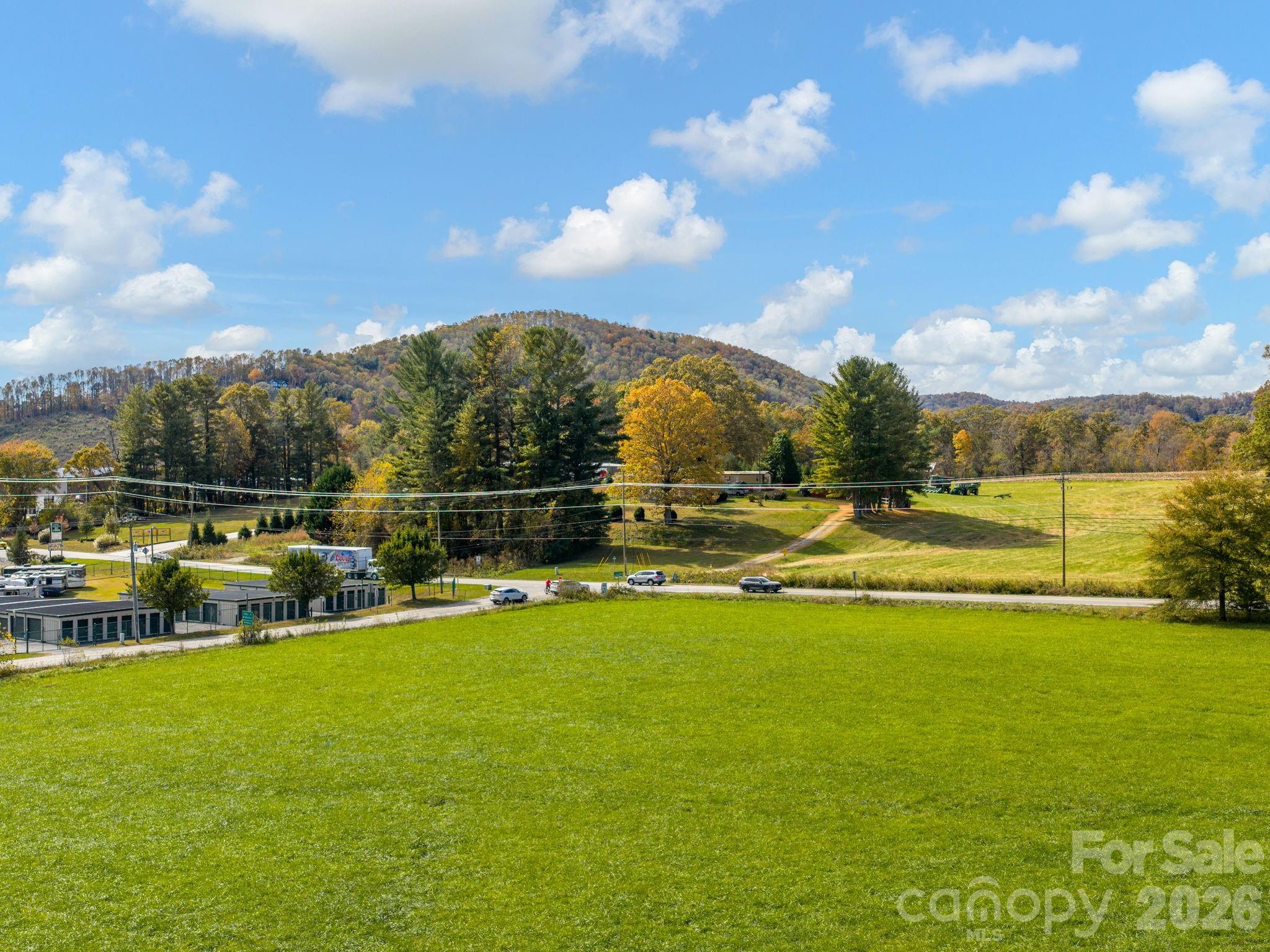 main property photo 11