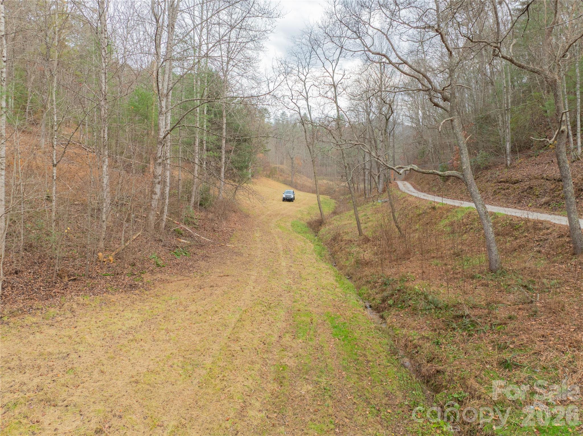 main property photo 25