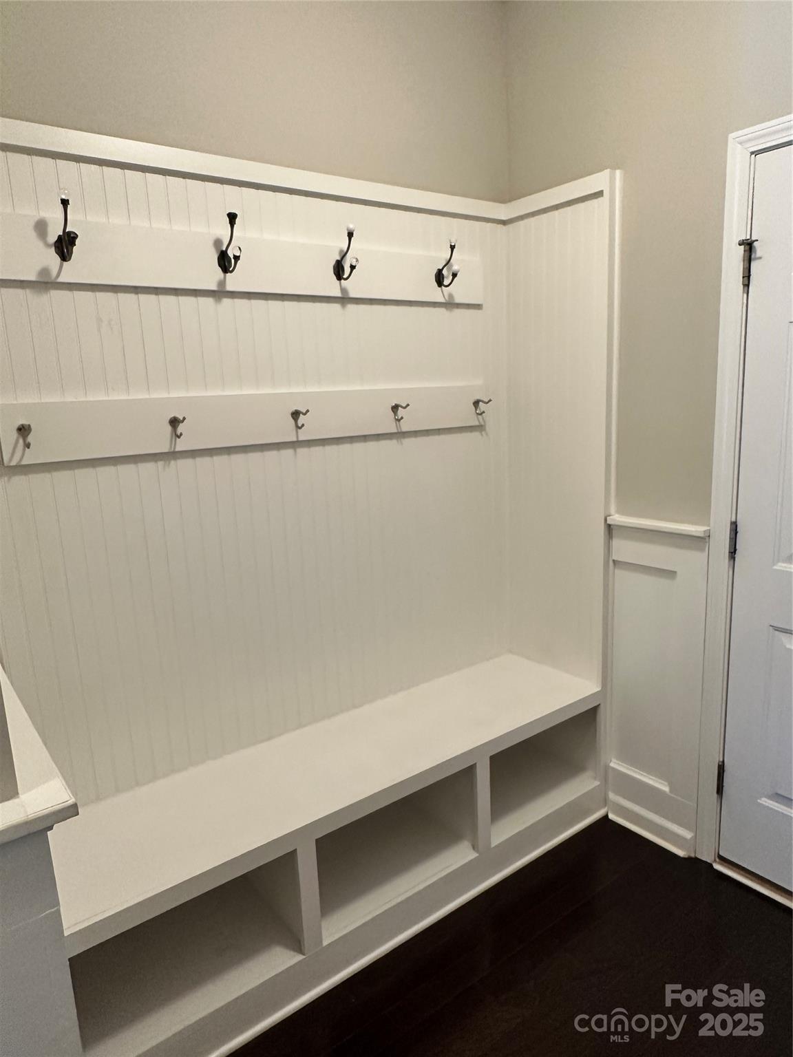 property viewer photo 11