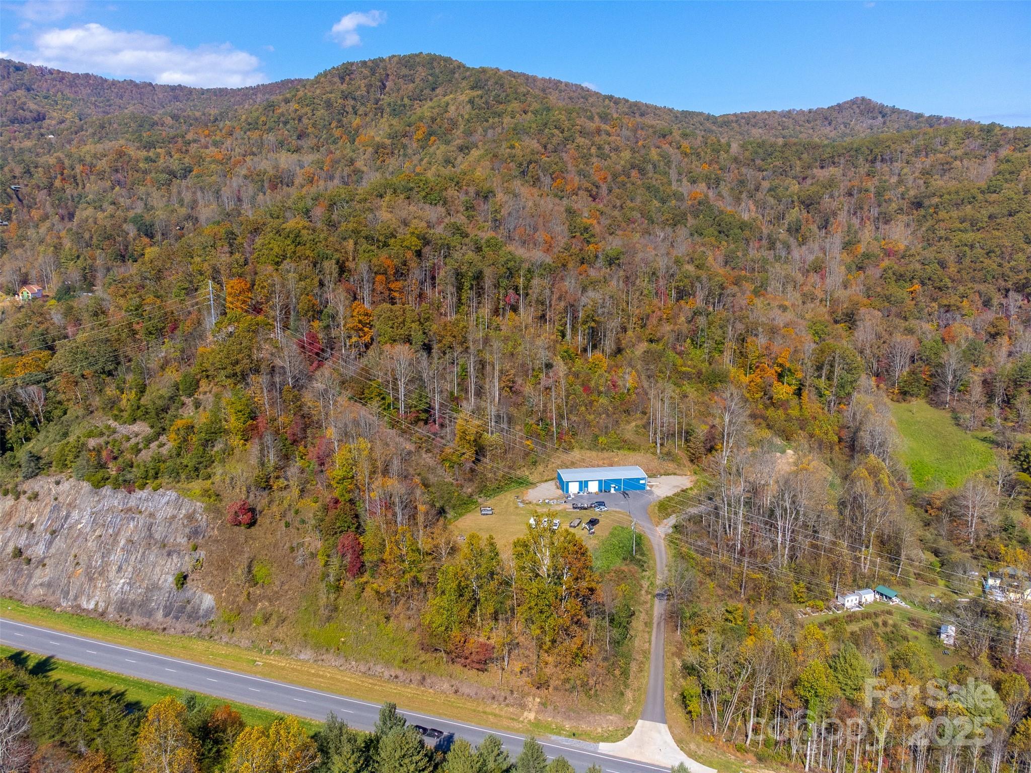 main property photo 10