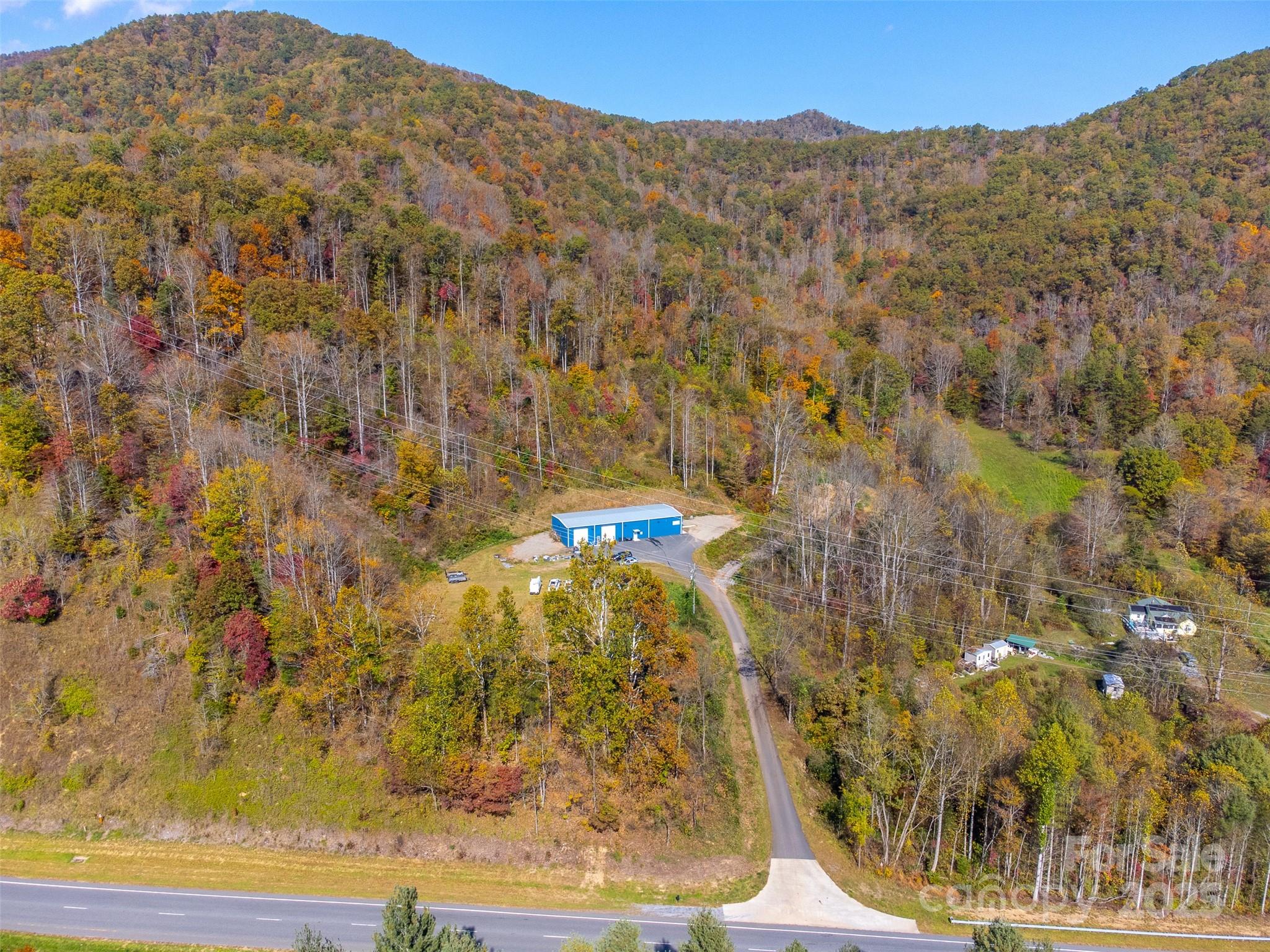 main property photo 9