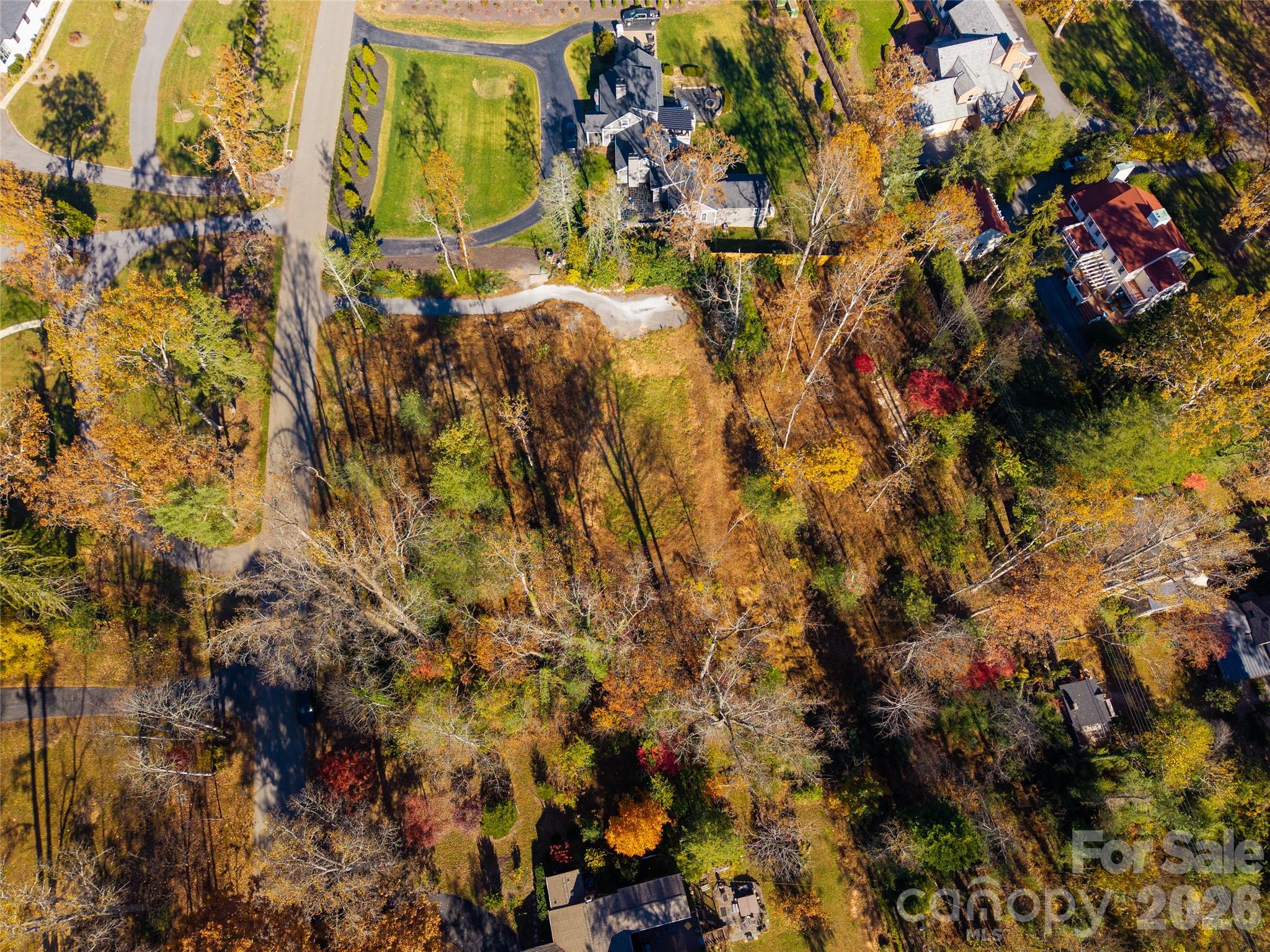 main property photo 11