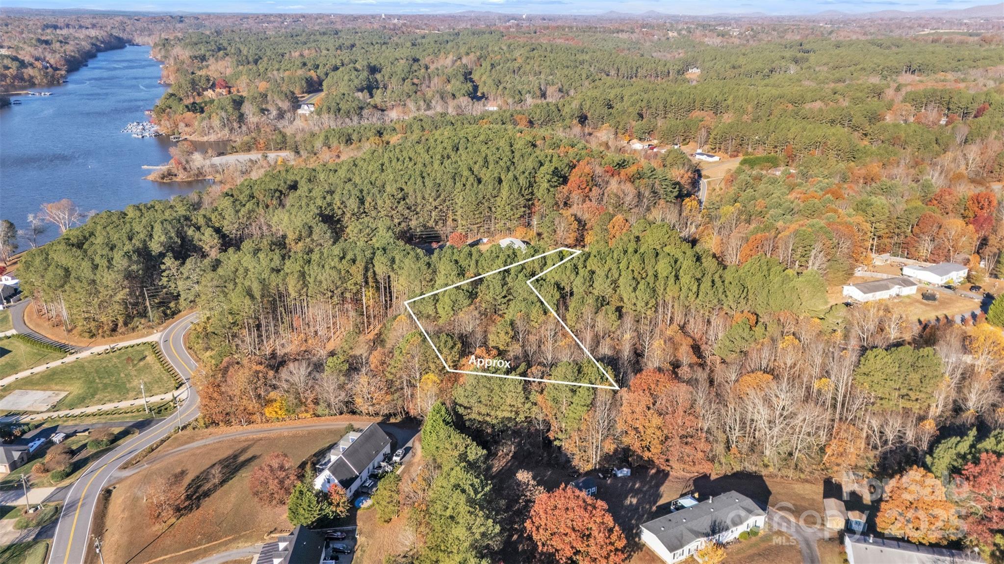 main property photo 5