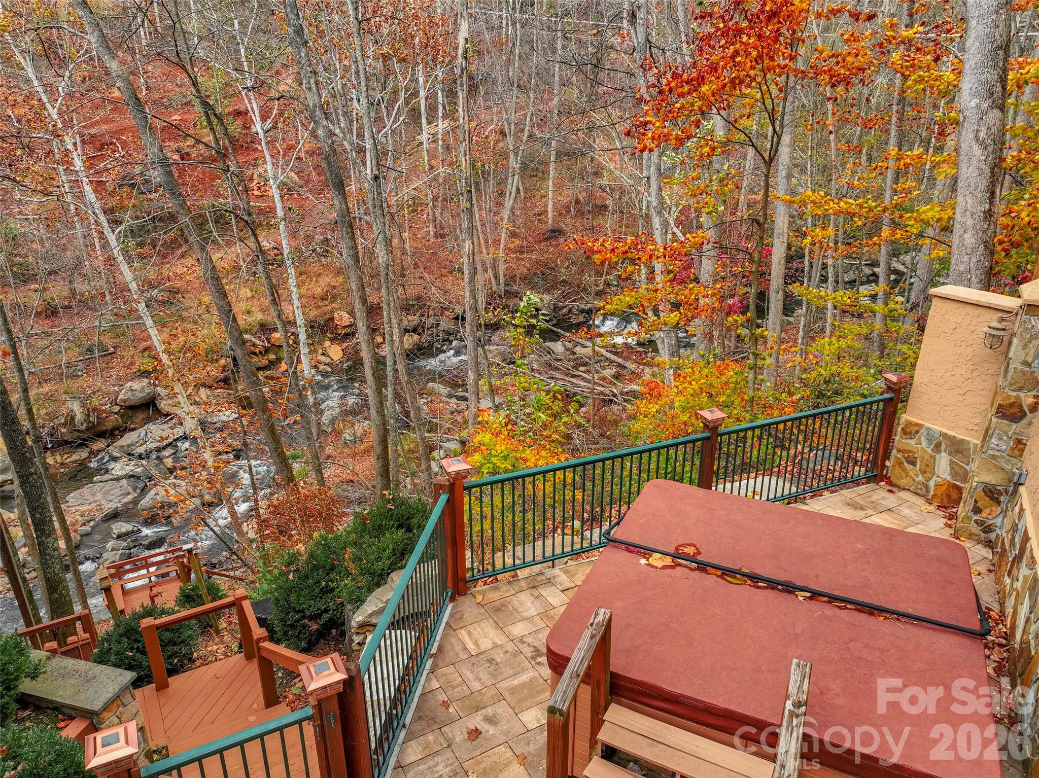 main property photo 11