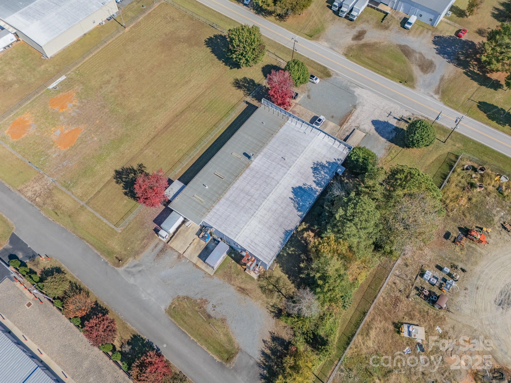 main property photo 7