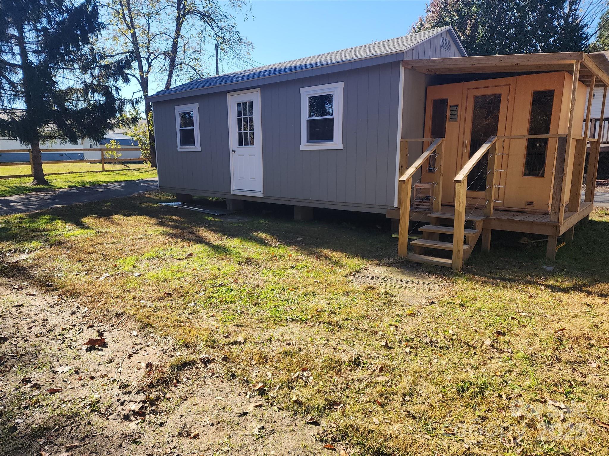 main property photo 29