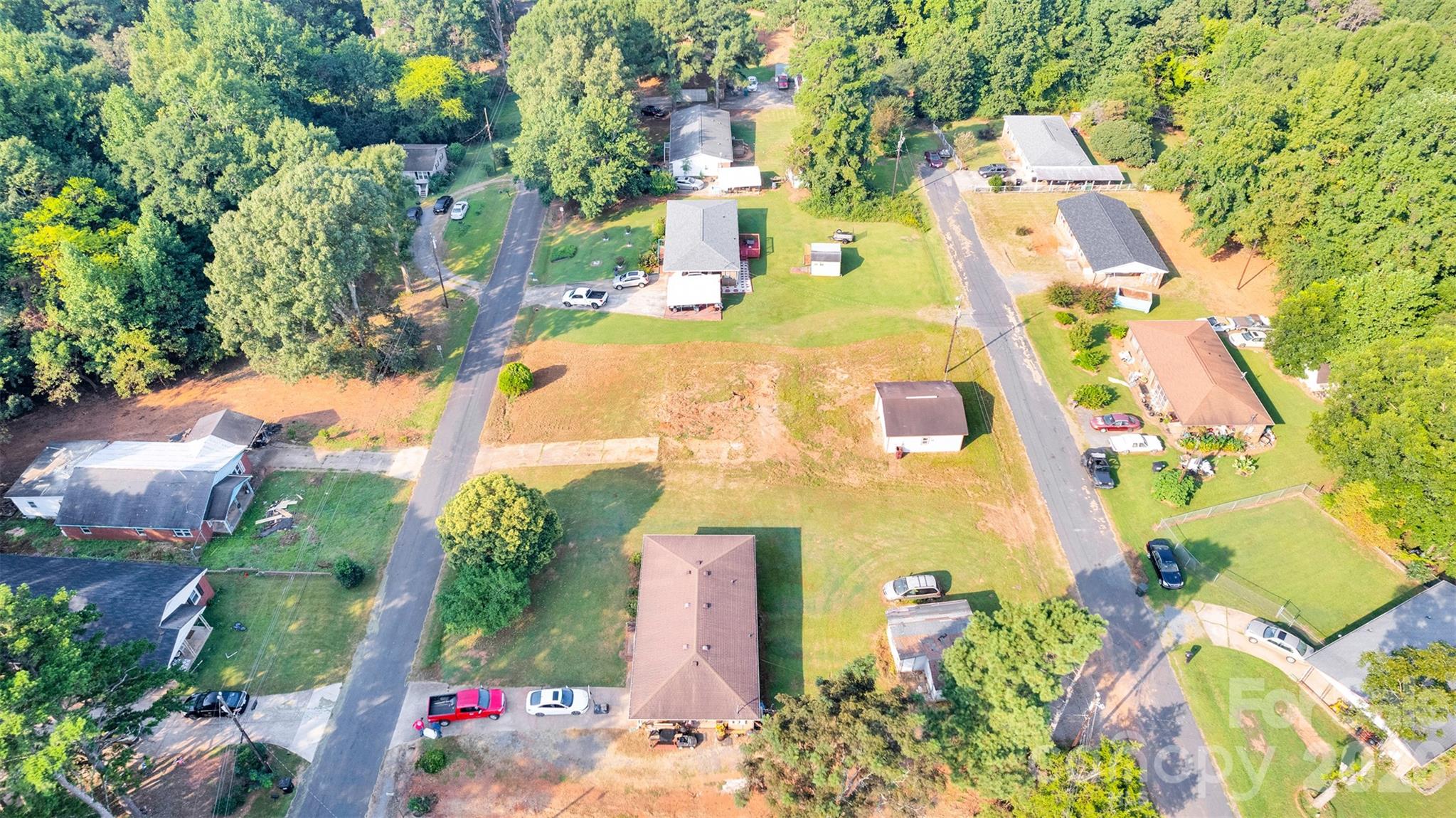 main property photo 7