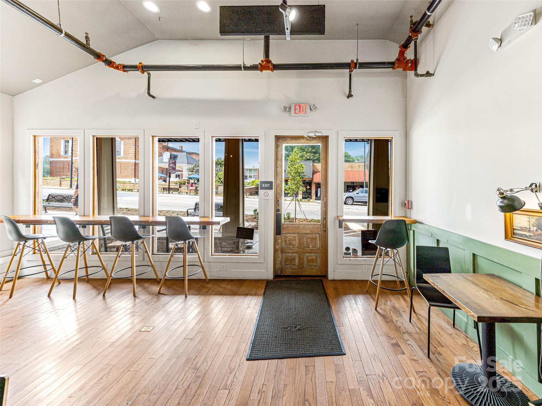 main property photo 44