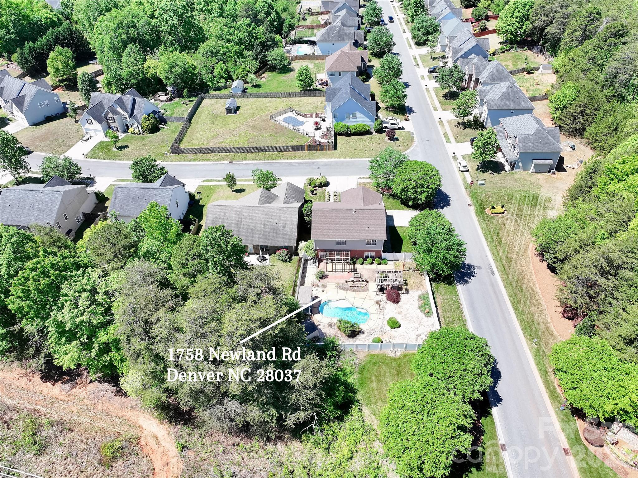 main property photo 43