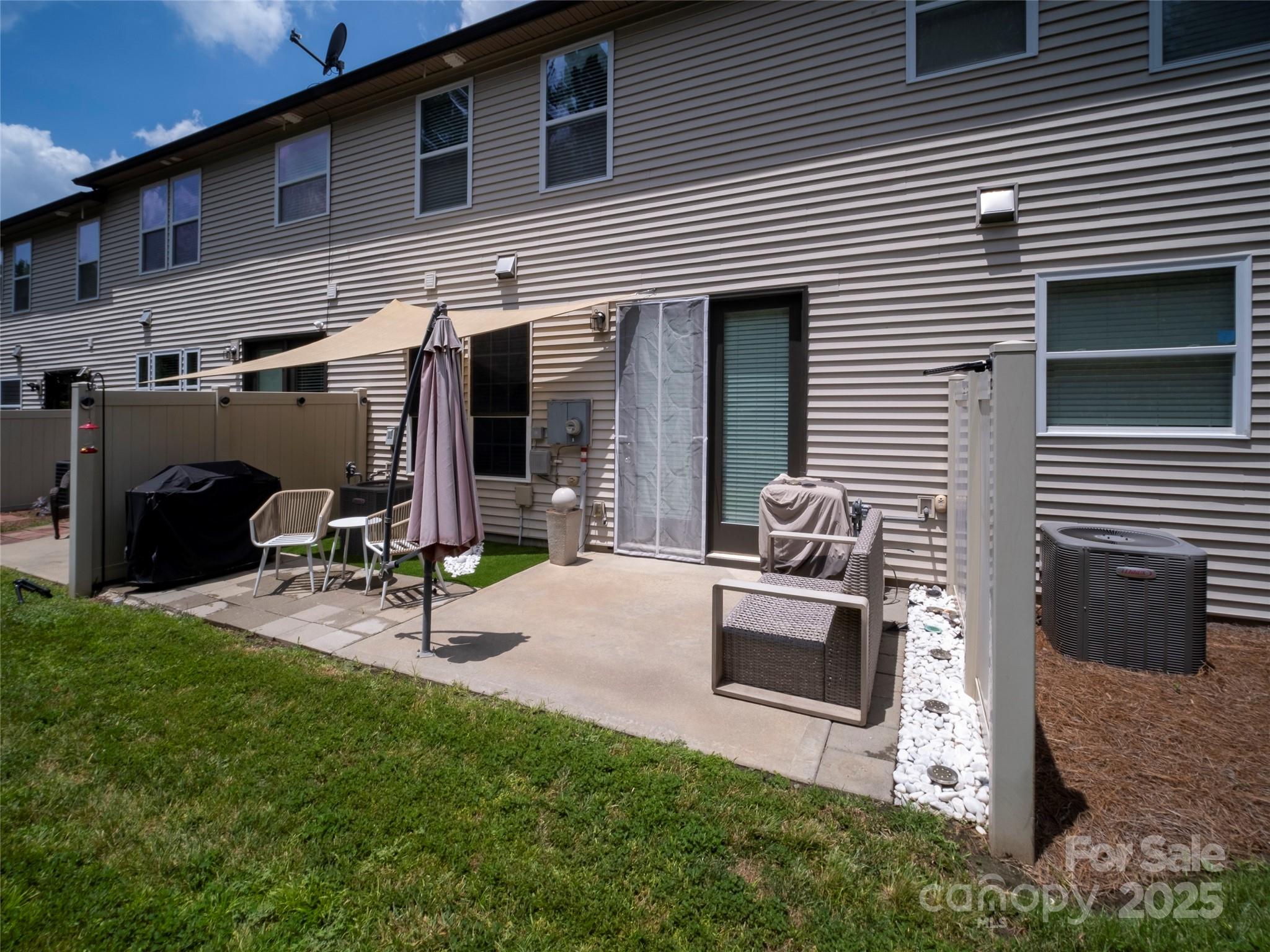 property viewer photo 28