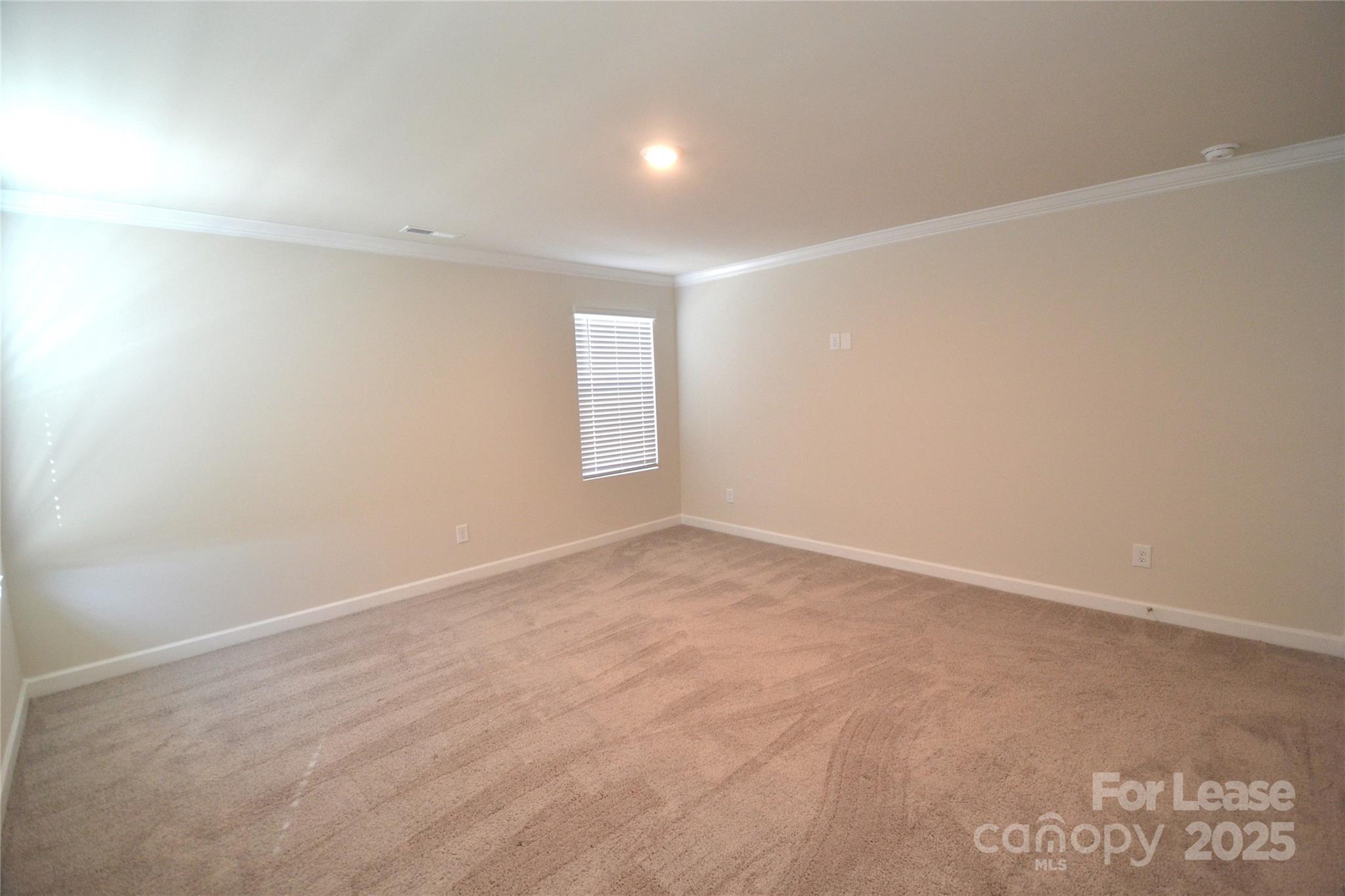 property viewer photo 17
