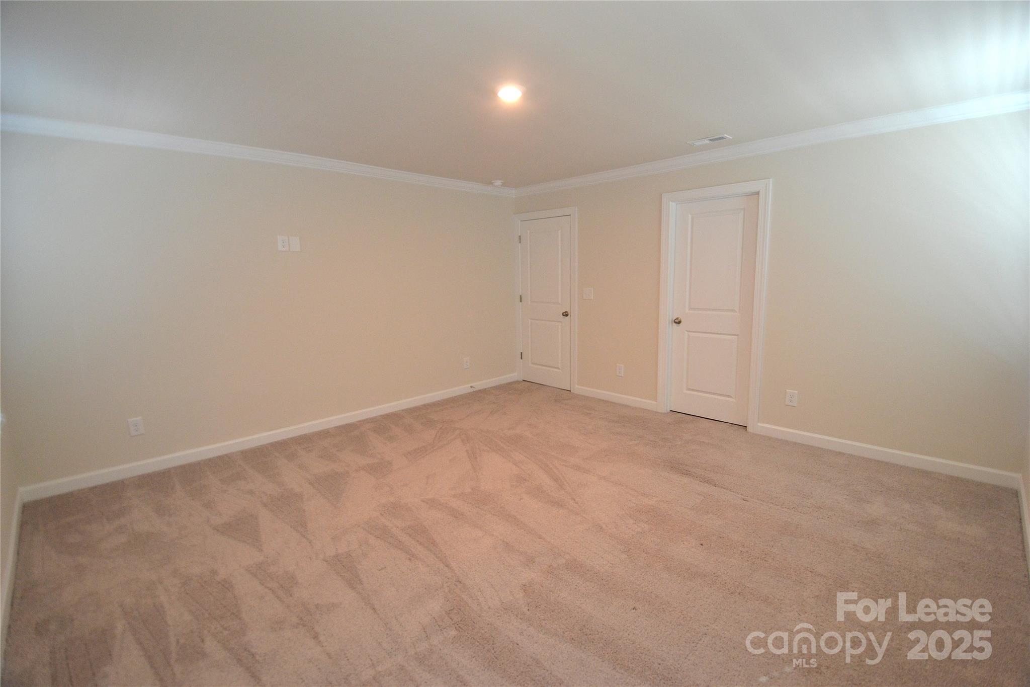 property viewer photo 18