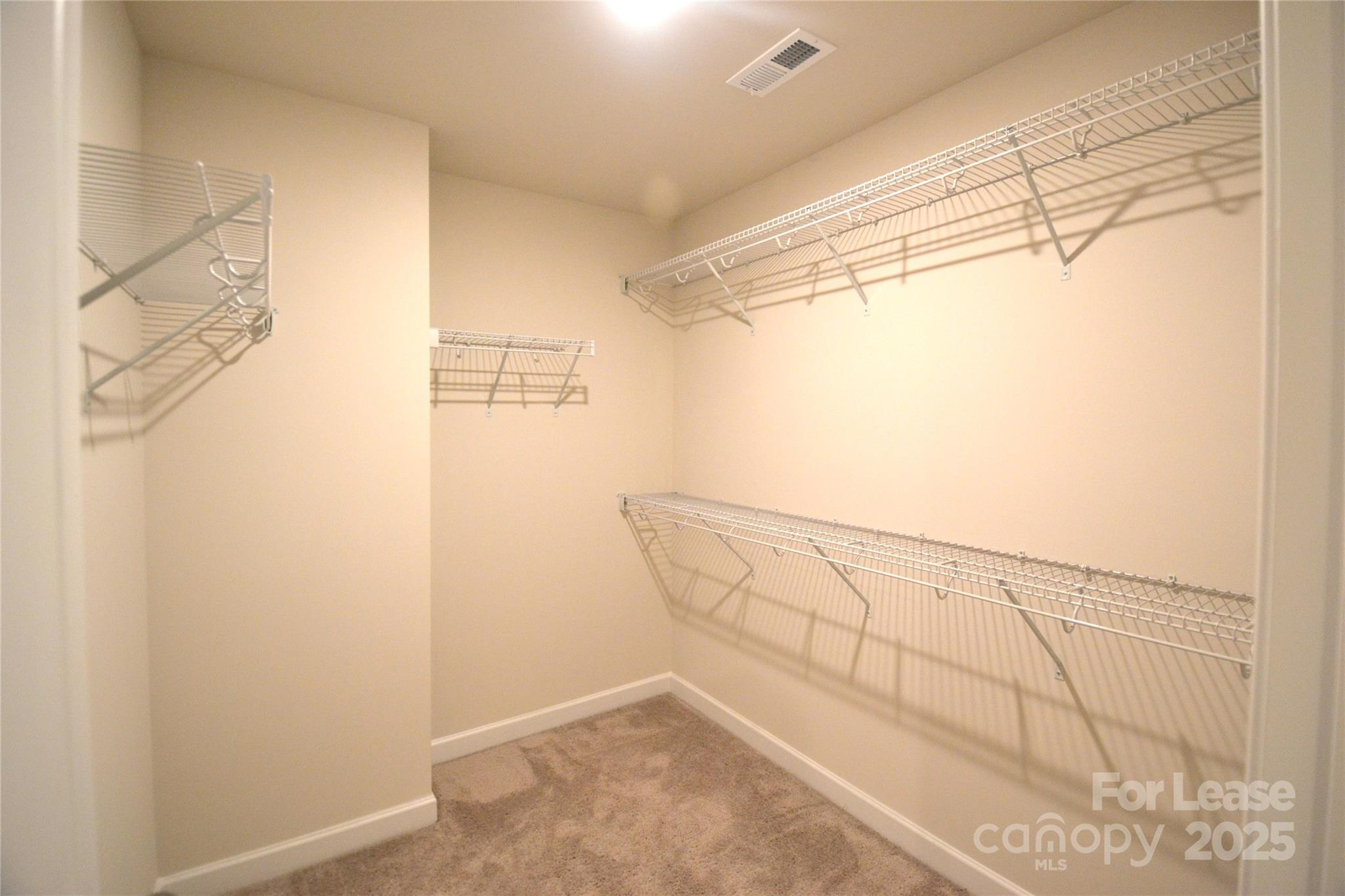 property viewer photo 23