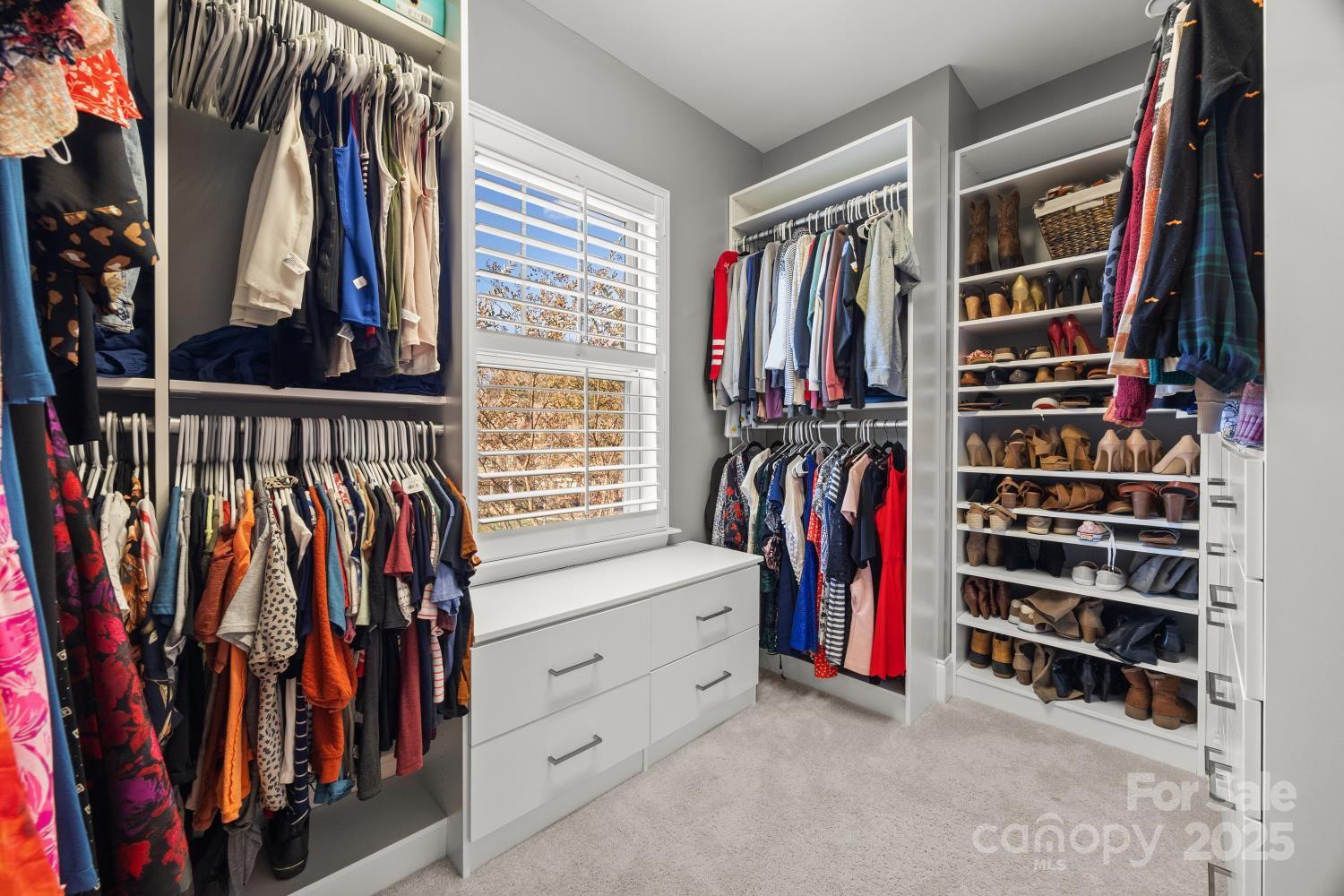property viewer photo 26