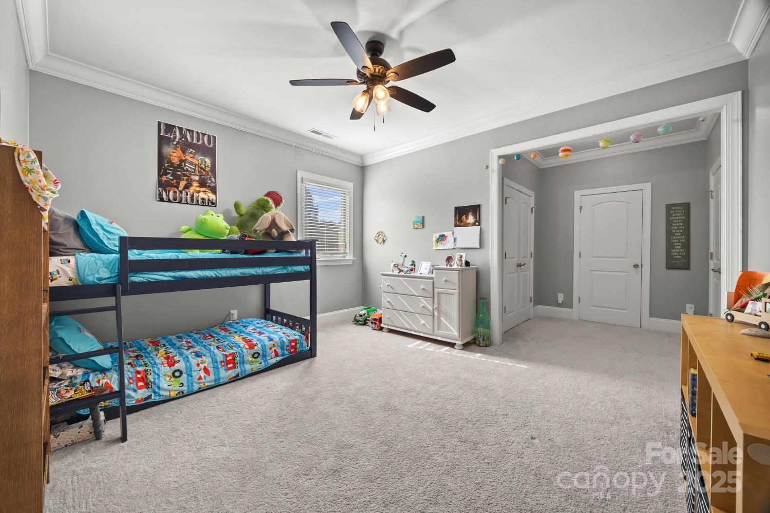 property viewer photo 32