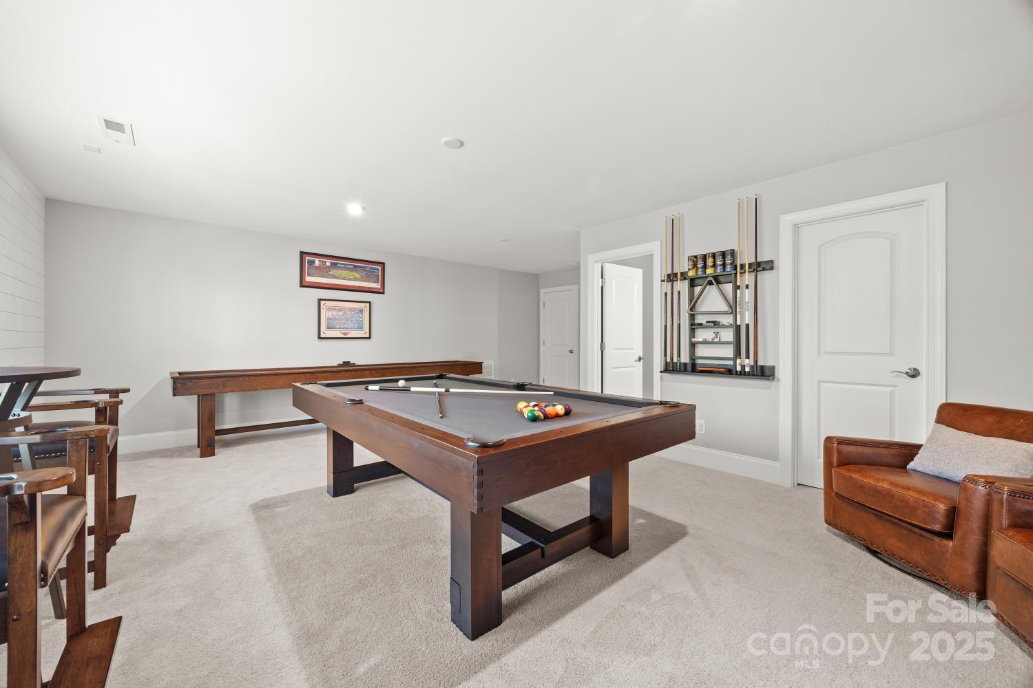 property viewer photo 35