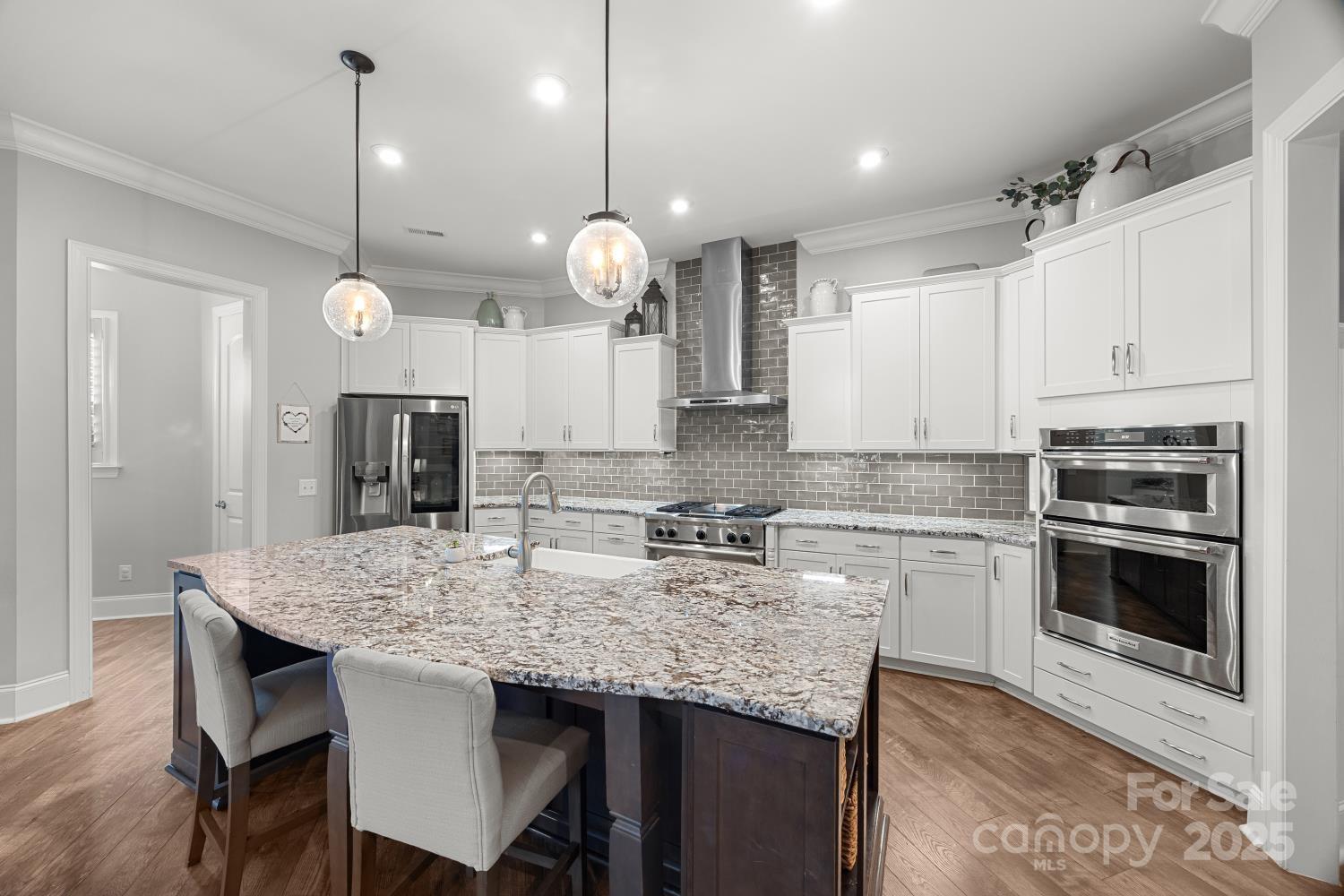 property viewer photo 9