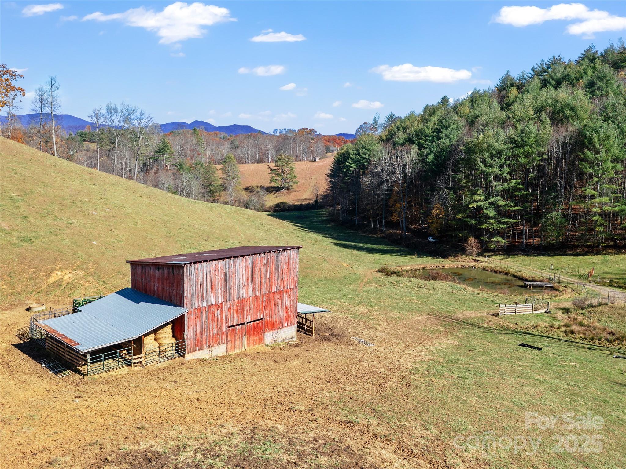 main property photo 13