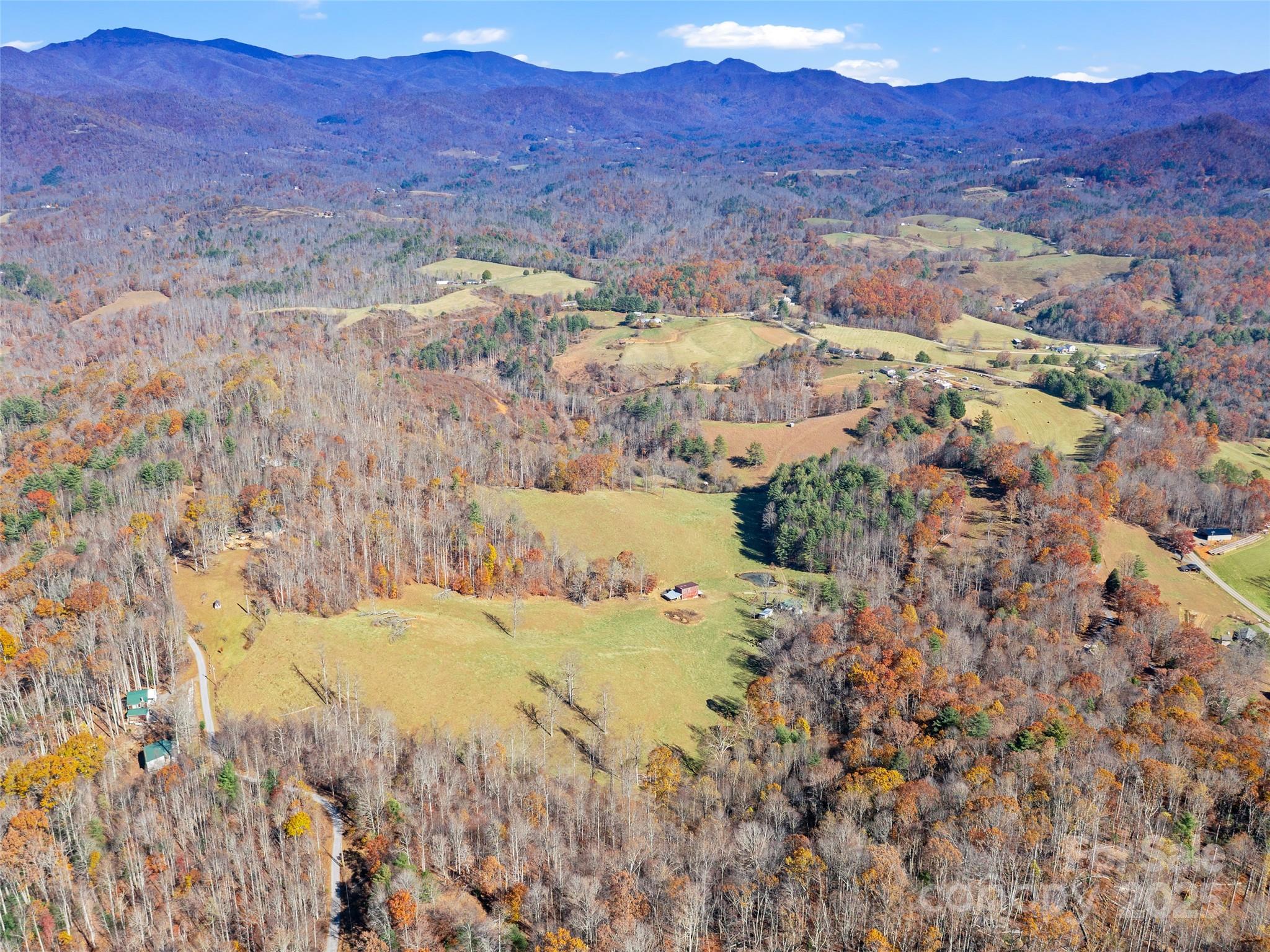 main property photo 18