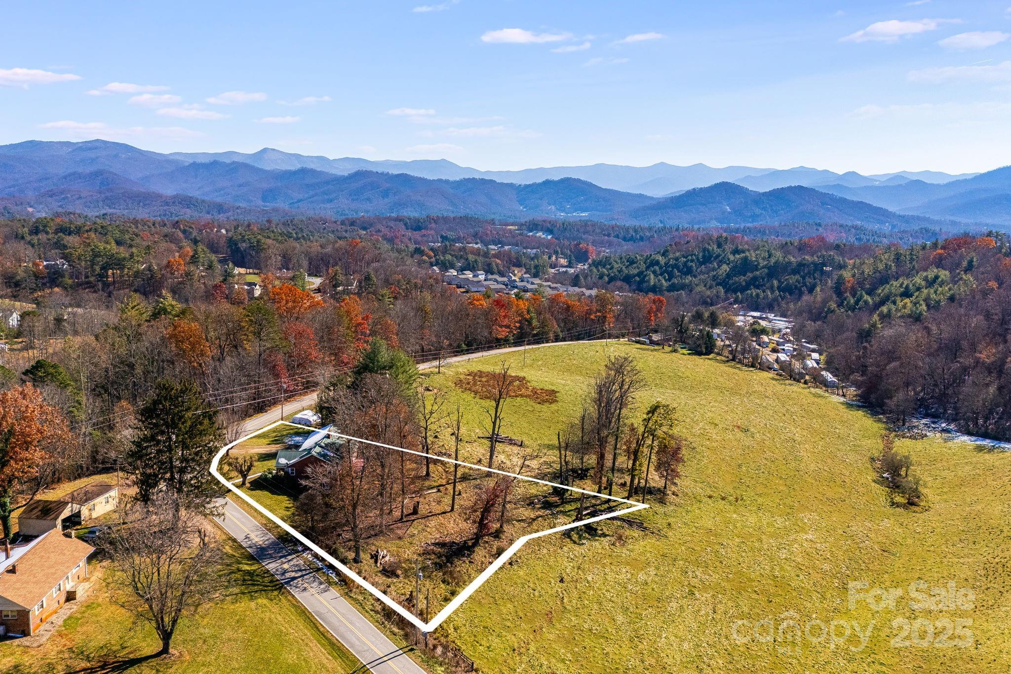main property photo 40