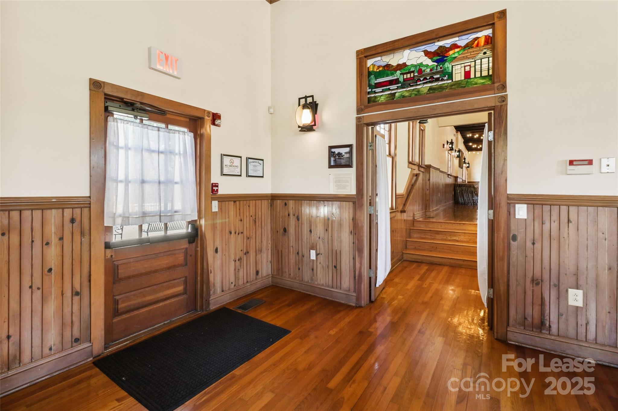 main property photo 12