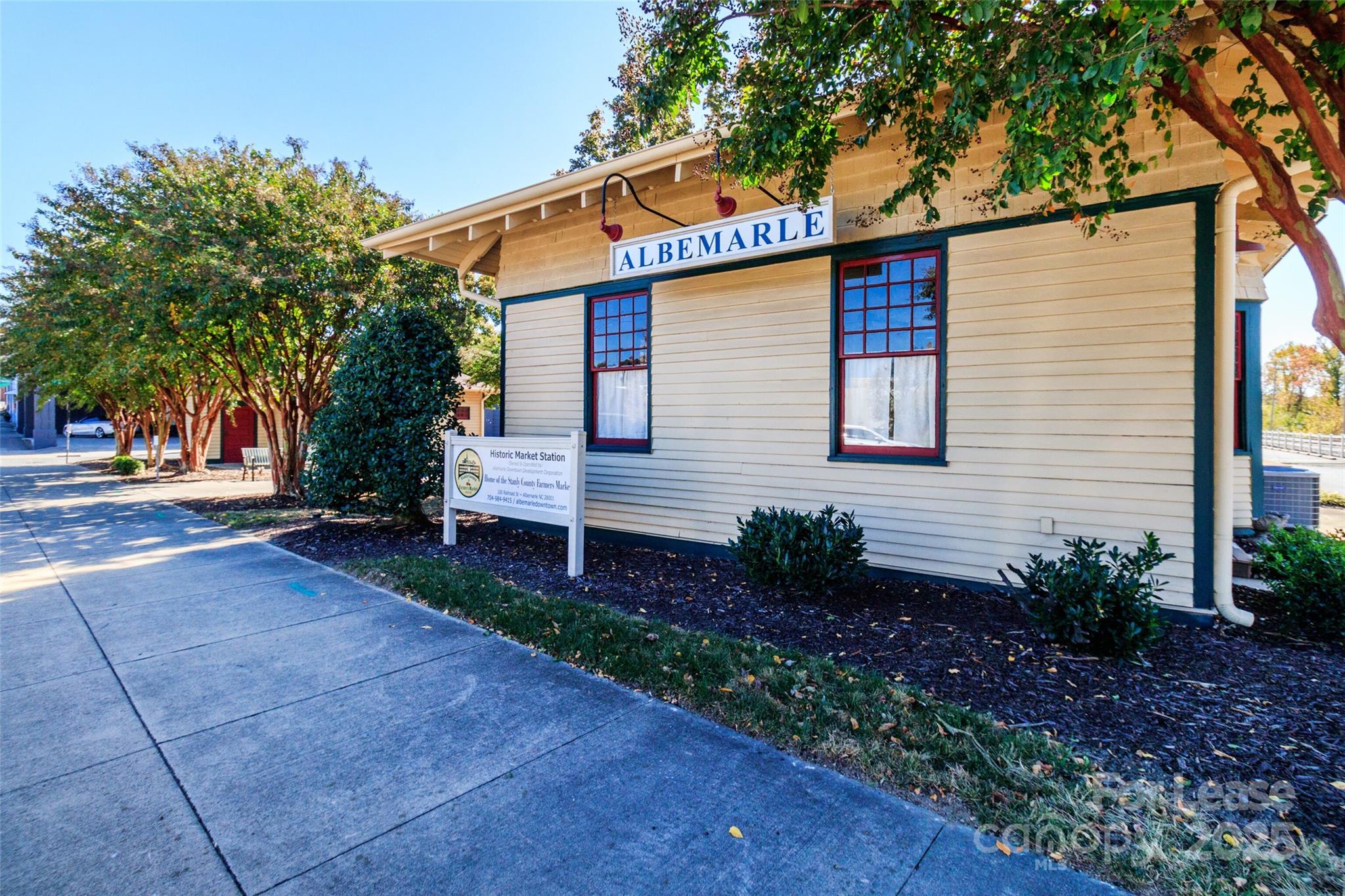 main property photo 4