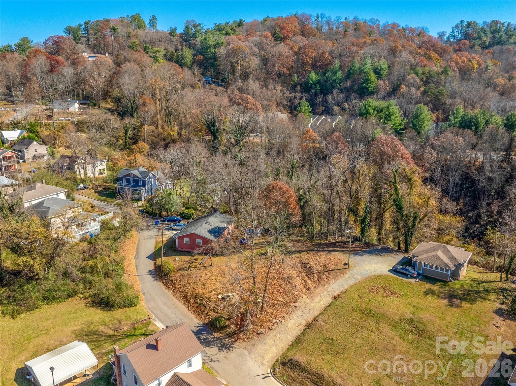 main property photo 6