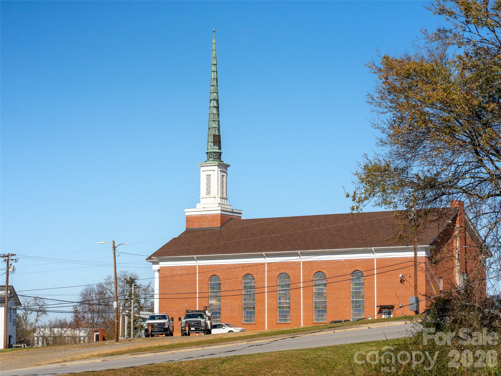 main property photo 9